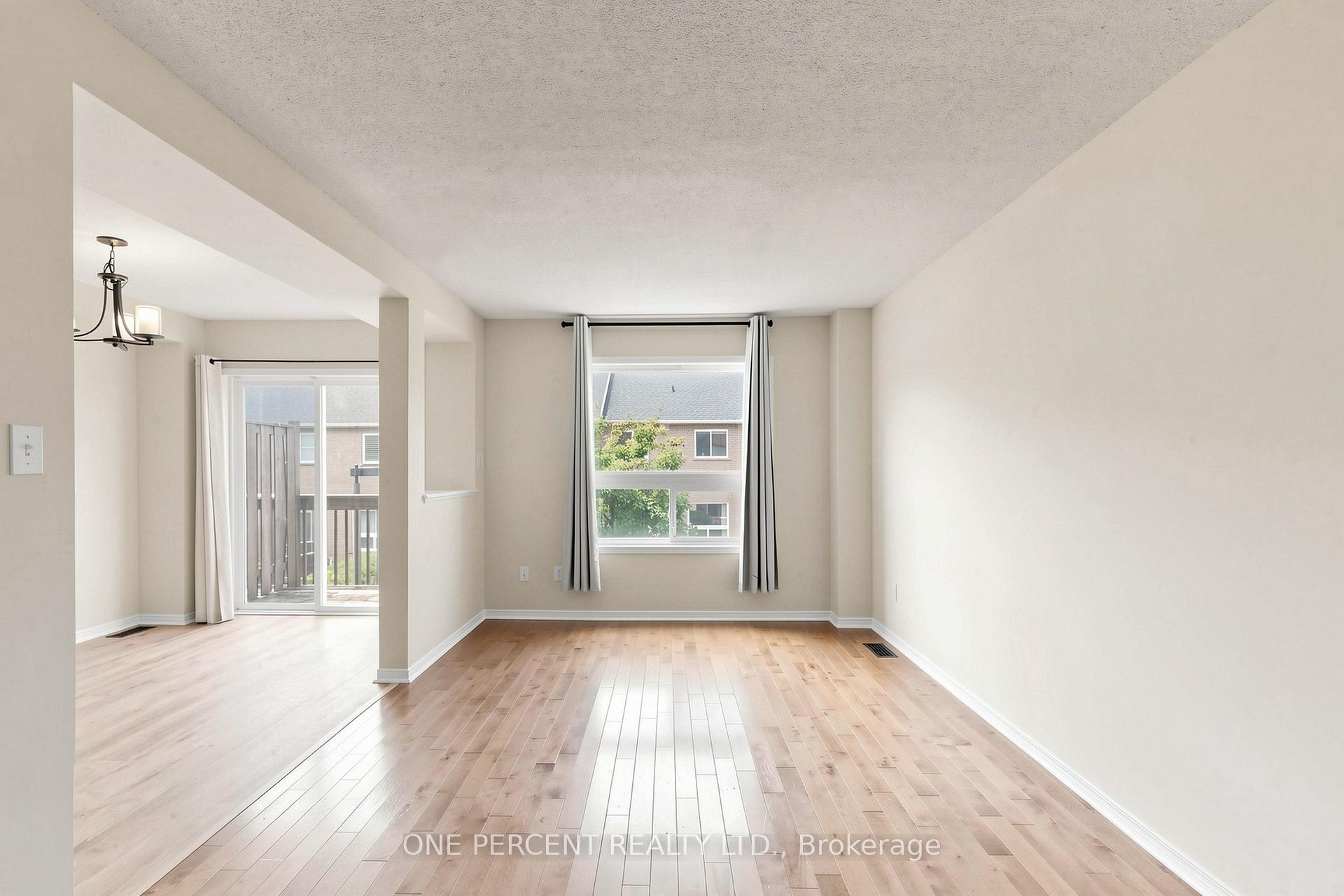 Photo 4 of 1149 Ormond Drive, Oshawa, Samac — HOMEH