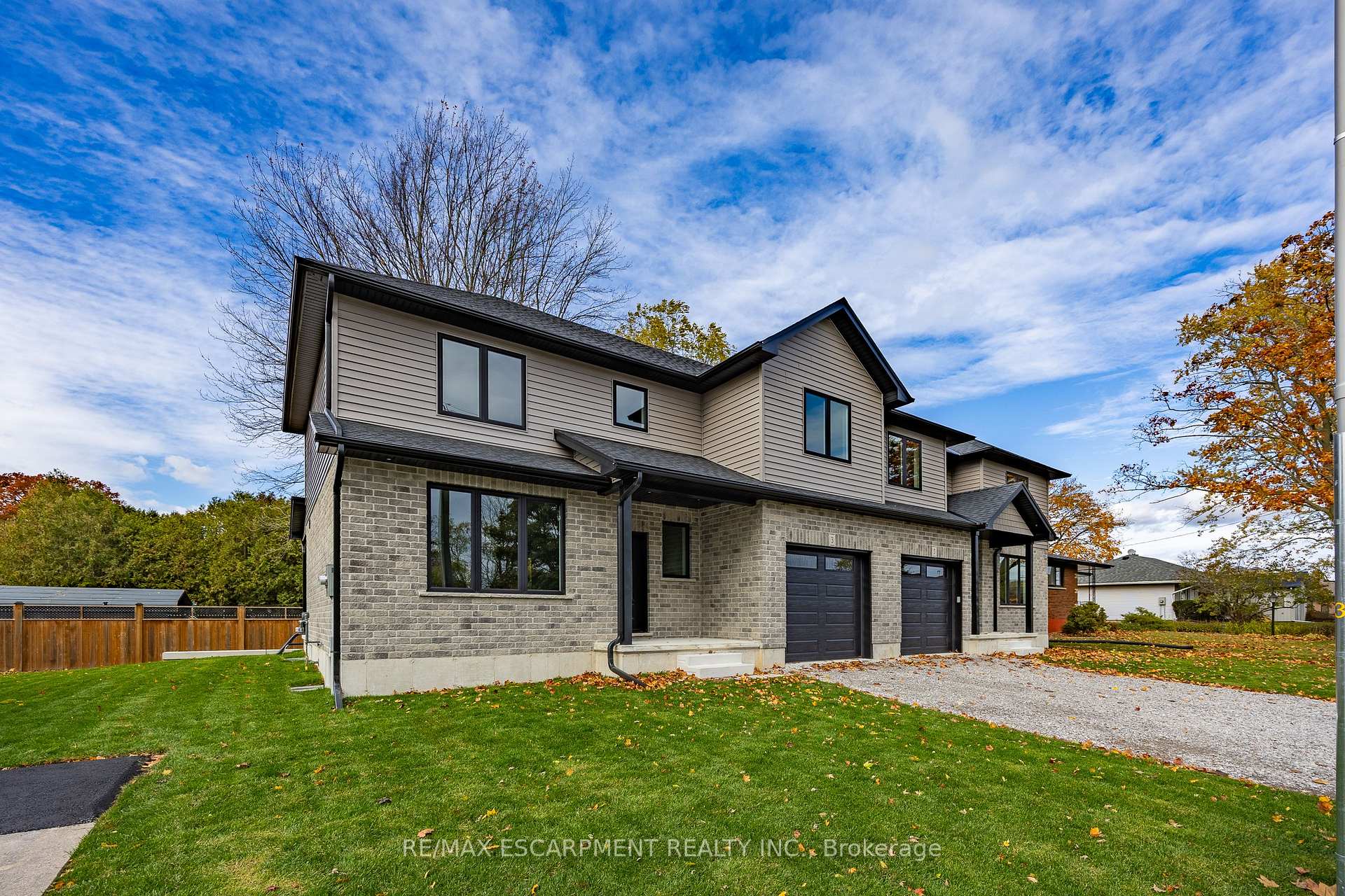 Photo 2 of 3 Maple Avenue, Norfolk, Port Dover — HOMEH
