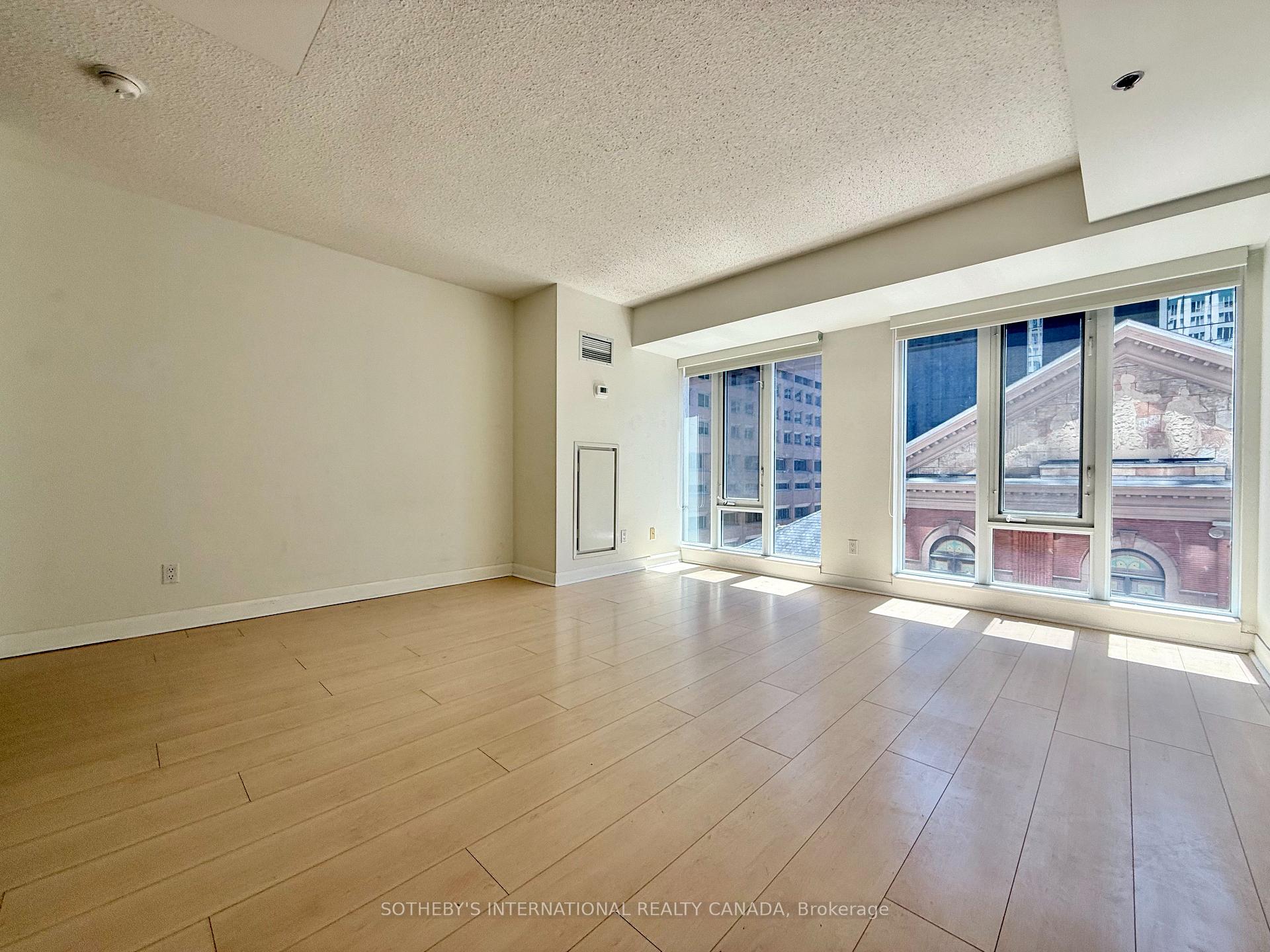 Photo 6 of Unit 717, 210 Victoria Street, Toronto, Church-Yonge Corridor — HOMEH