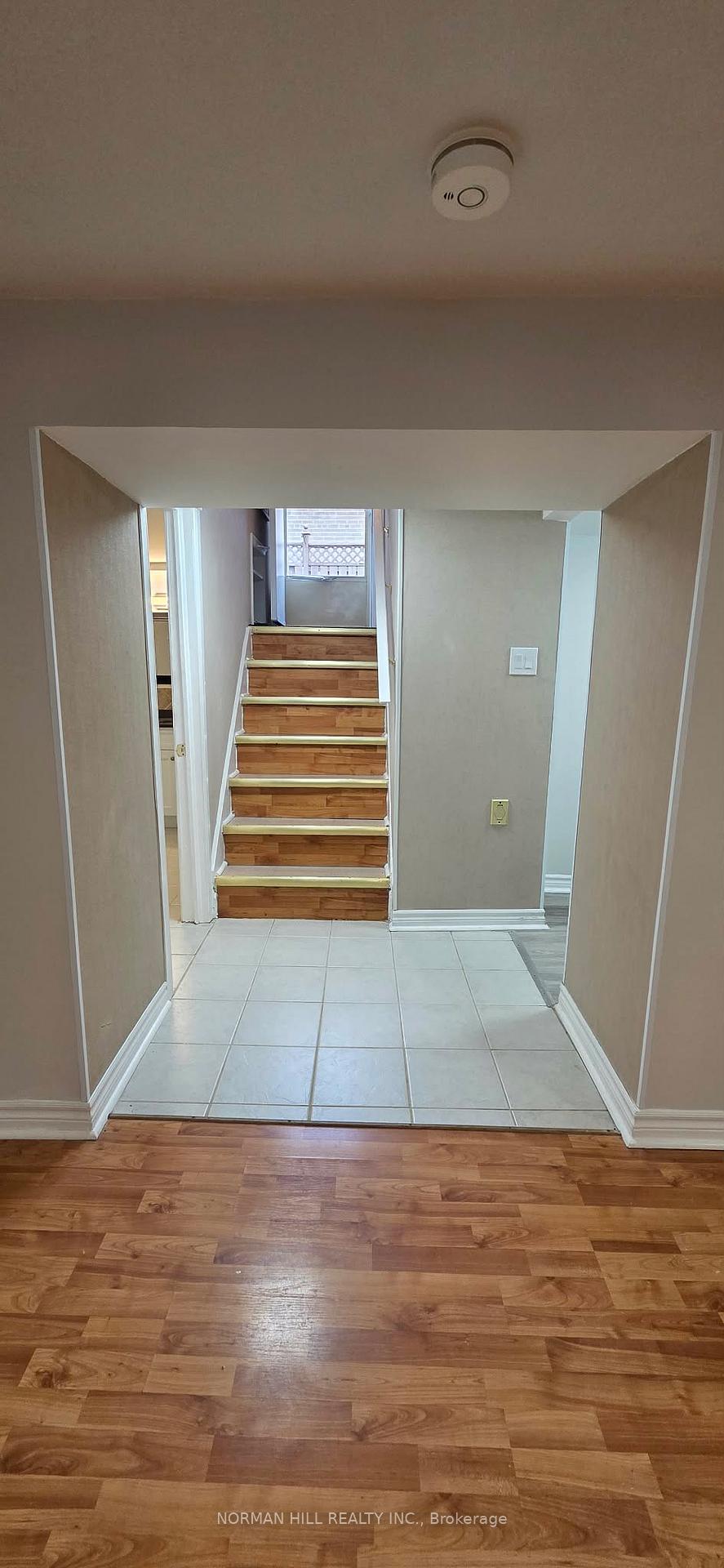 Photo 5 of 185 Cherrywood Drive, Newmarket, Bristol-London — HOMEH