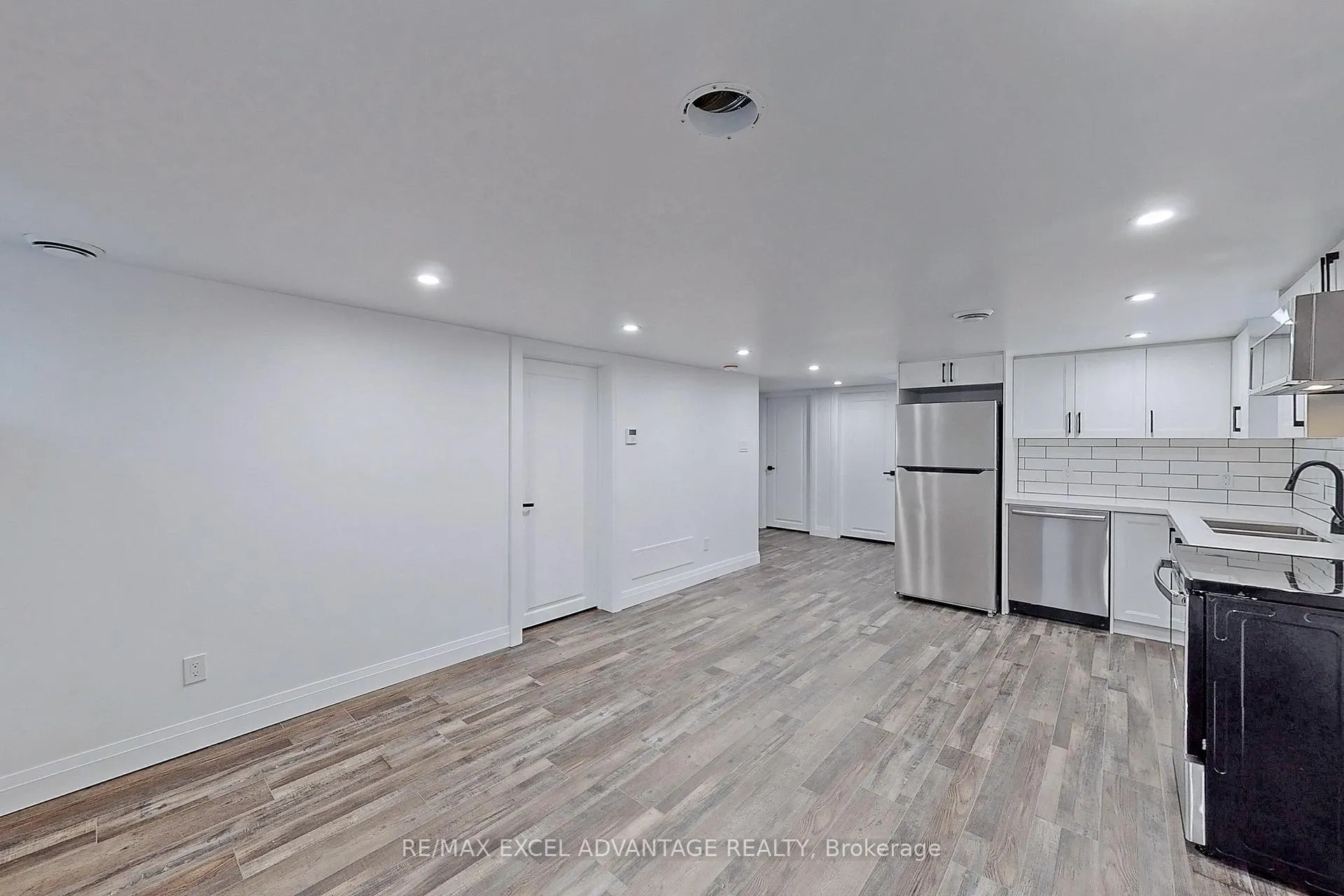Photo 8 of Unit Lower, 45 Central Park Blvd N, Oshawa, O'Neill — HOMEH
