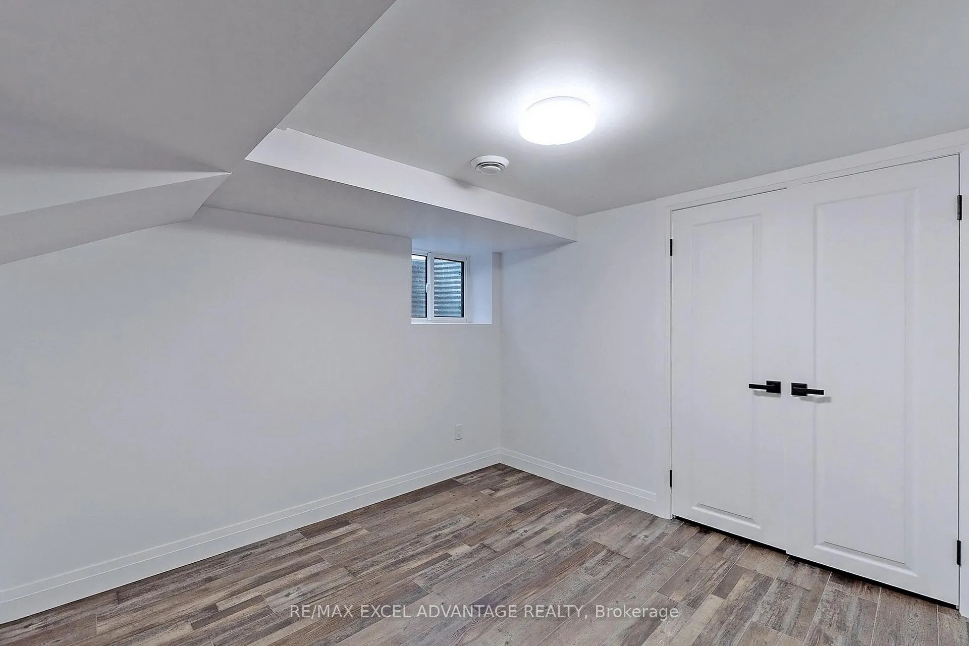 Photo 16 of Unit Lower, 45 Central Park Blvd N, Oshawa, O'Neill — HOMEH