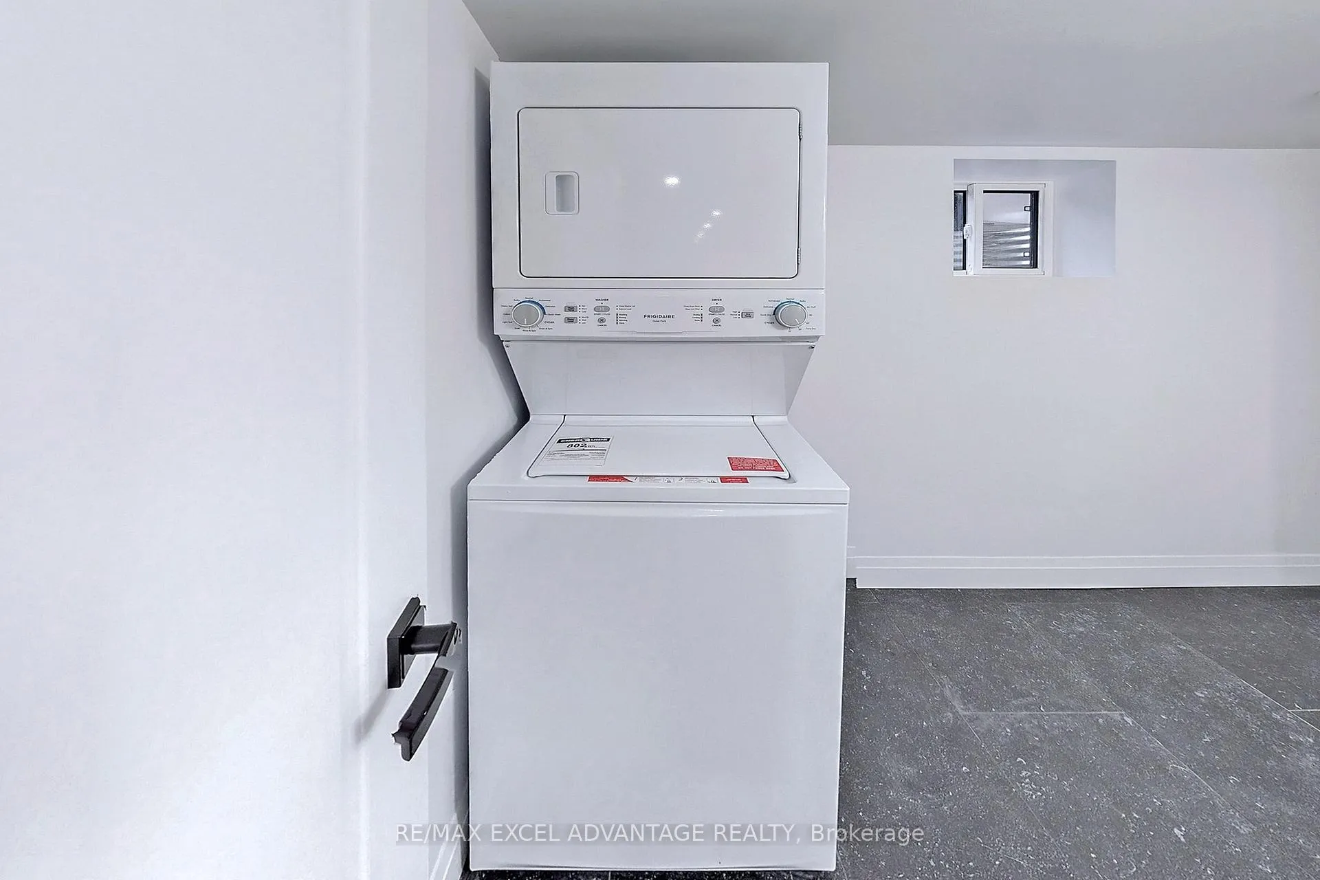 Photo 18 of Unit Lower, 45 Central Park Blvd N, Oshawa, O'Neill — HOMEH