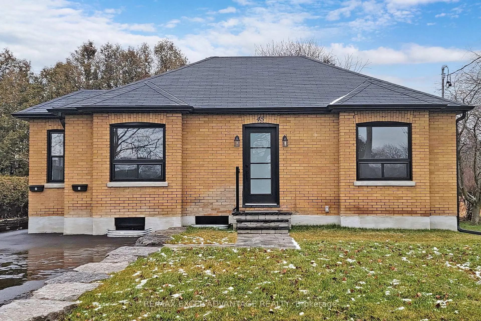 Photo 19 of Unit Lower, 45 Central Park Blvd N, Oshawa, O'Neill — HOMEH