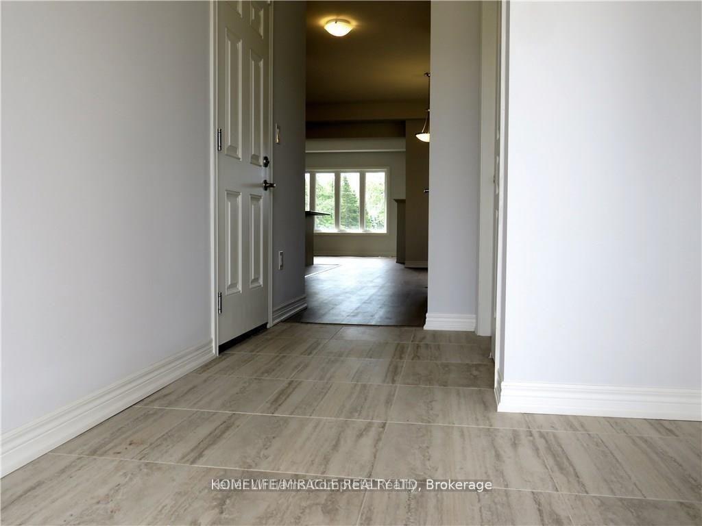 Photo 3 of 9585 Tallgrass Avenue, Niagara Falls, Lyons Creek — HOMEH
