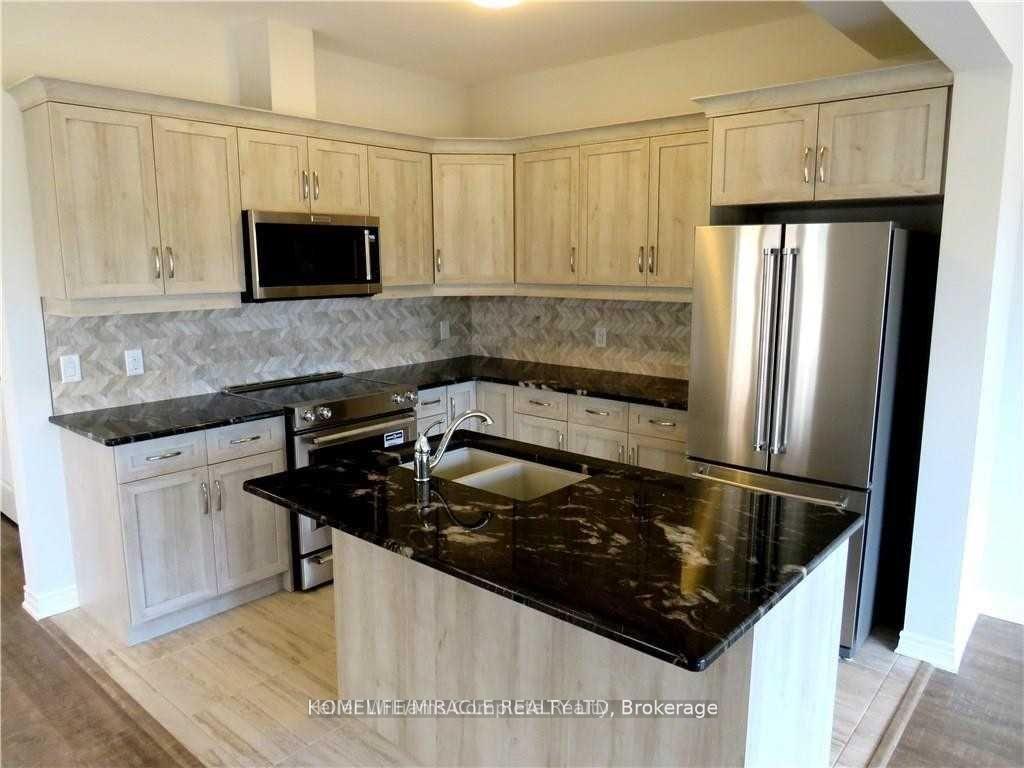 Photo 4 of 9585 Tallgrass Avenue, Niagara Falls, Lyons Creek — HOMEH