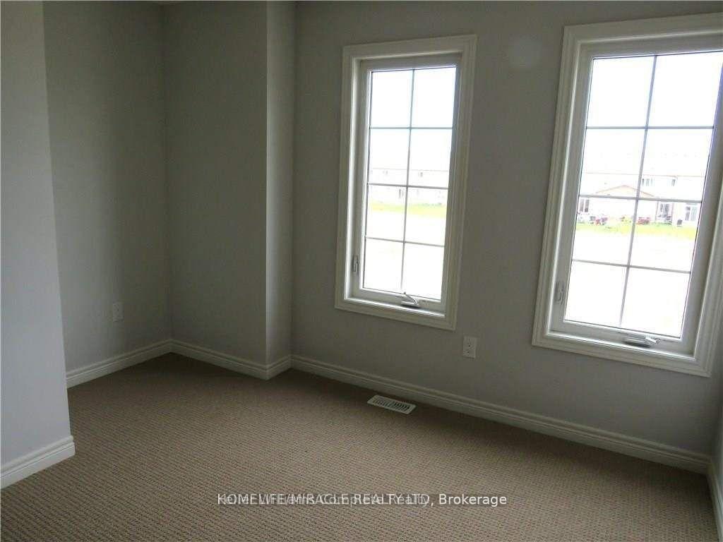 Photo 11 of 9585 Tallgrass Avenue, Niagara Falls, Lyons Creek — HOMEH