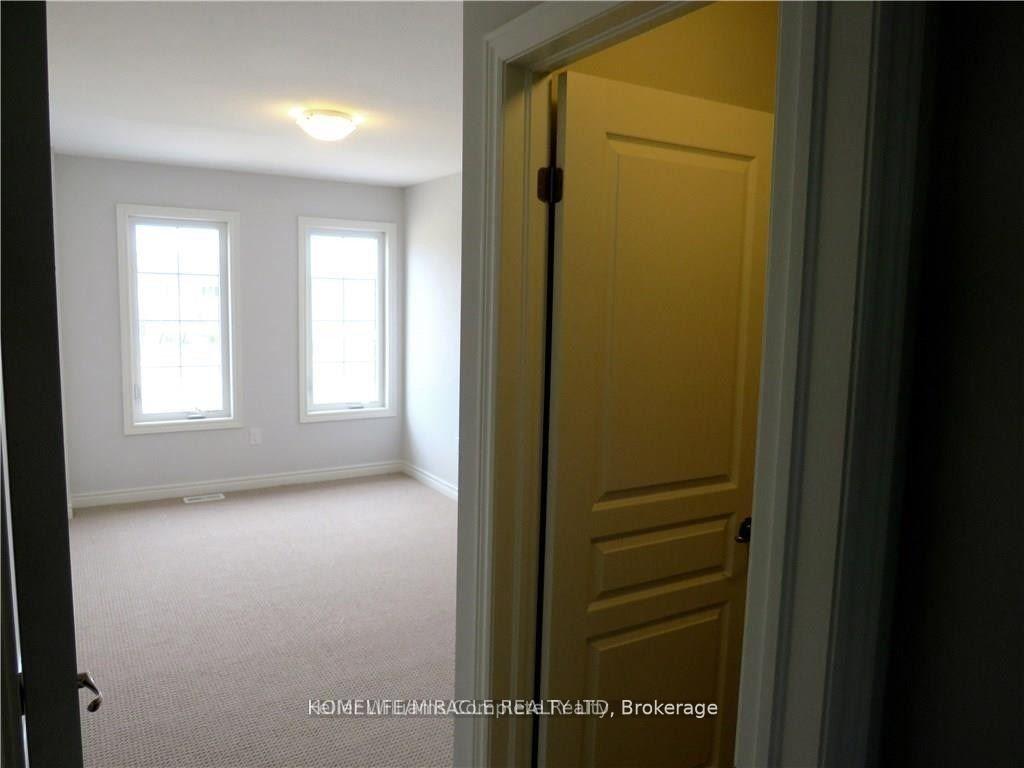 Photo 12 of 9585 Tallgrass Avenue, Niagara Falls, Lyons Creek — HOMEH
