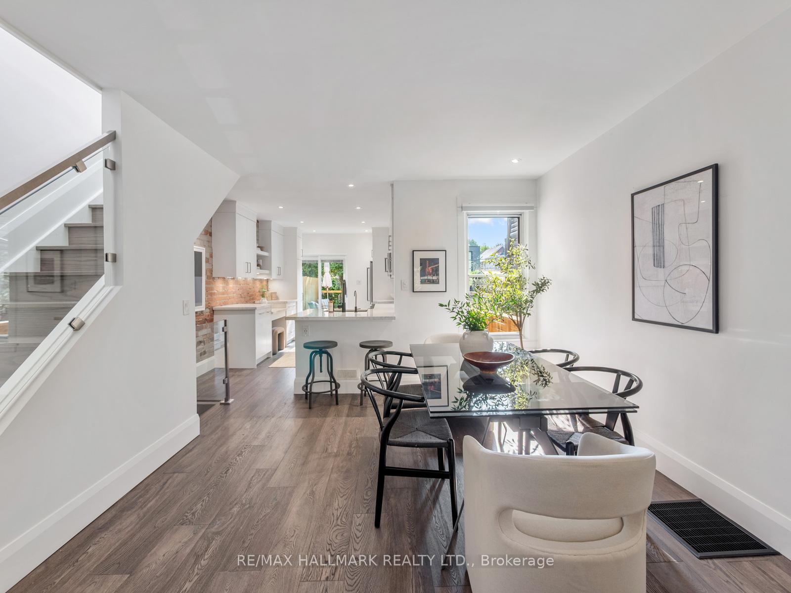 Photo 11 of 42 Arundel Avenue, Toronto, Playter Estates-Danforth — HOMEH