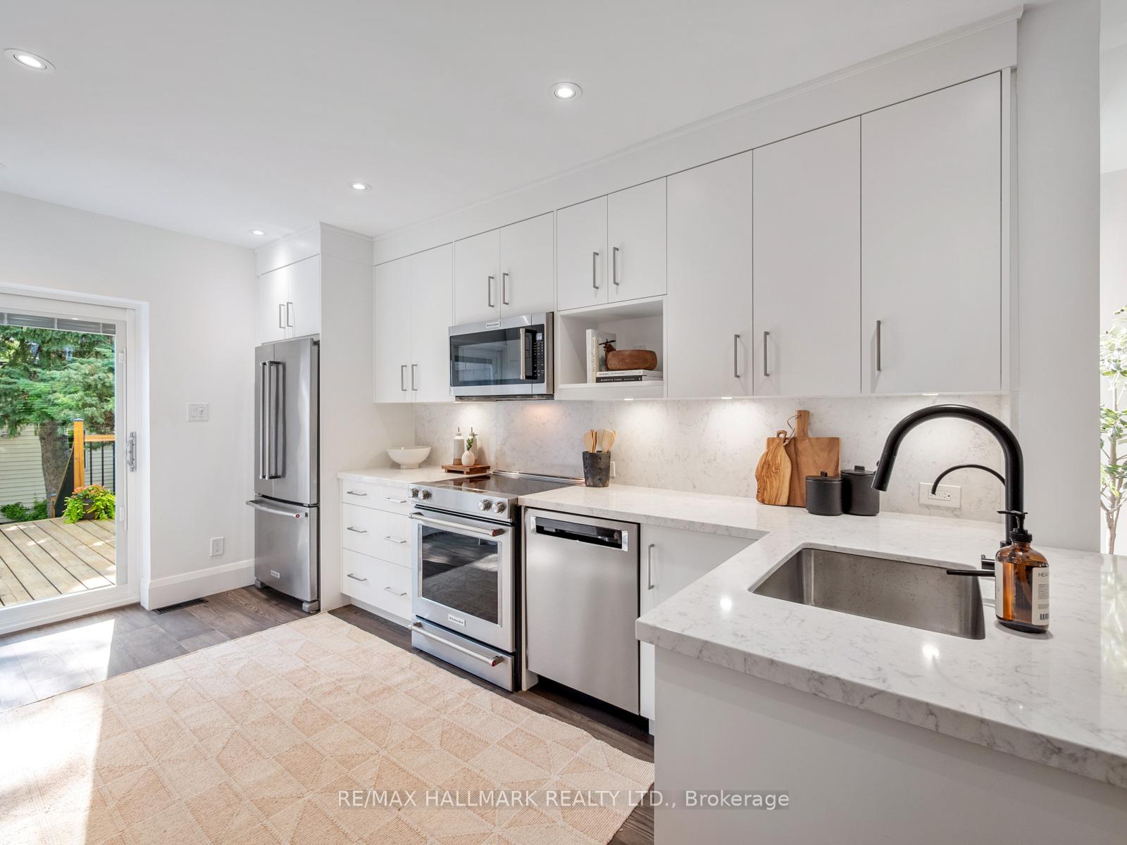 Photo 15 of 42 Arundel Avenue, Toronto, Playter Estates-Danforth — HOMEH