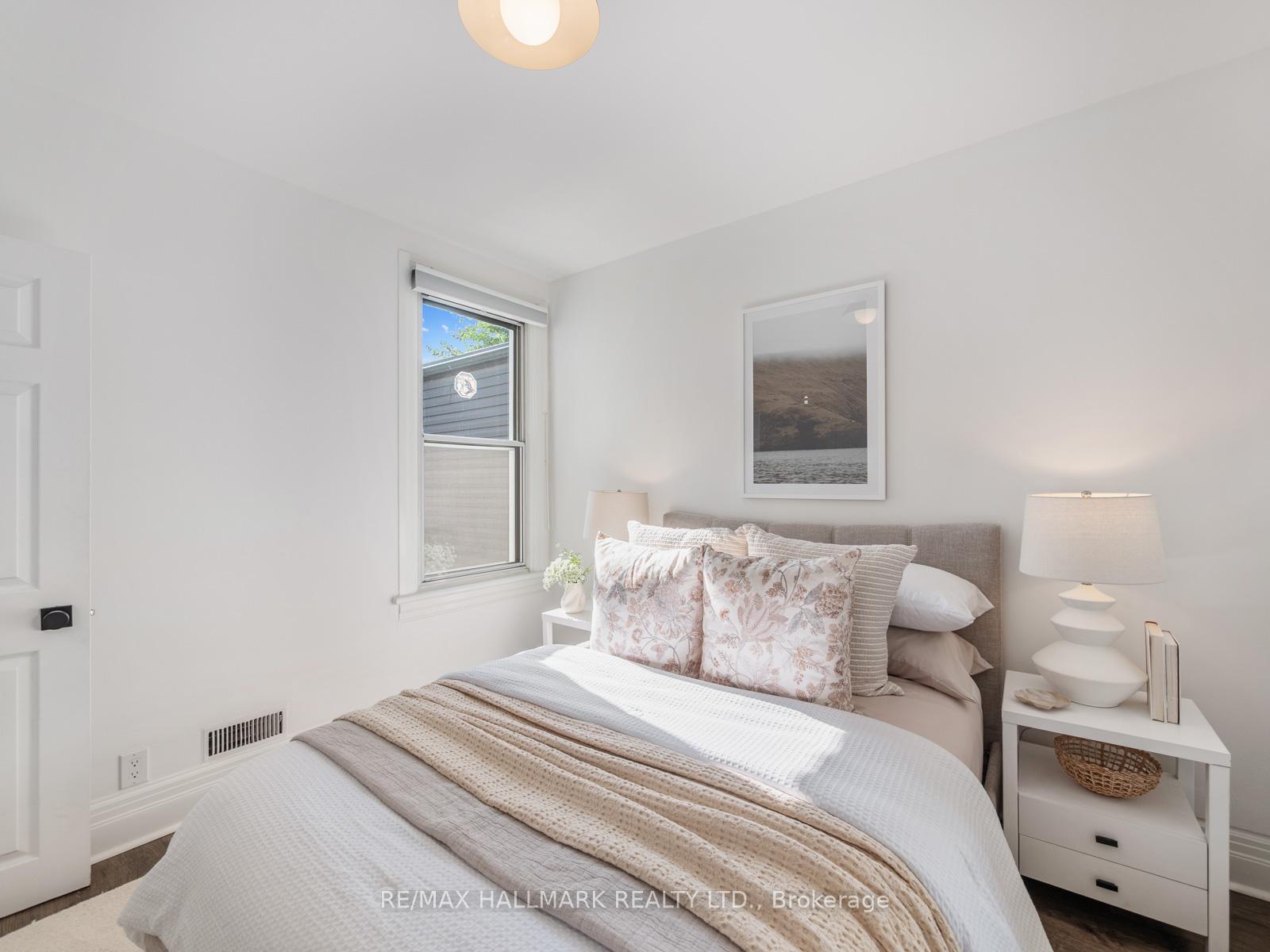 Photo 29 of 42 Arundel Avenue, Toronto, Playter Estates-Danforth — HOMEH