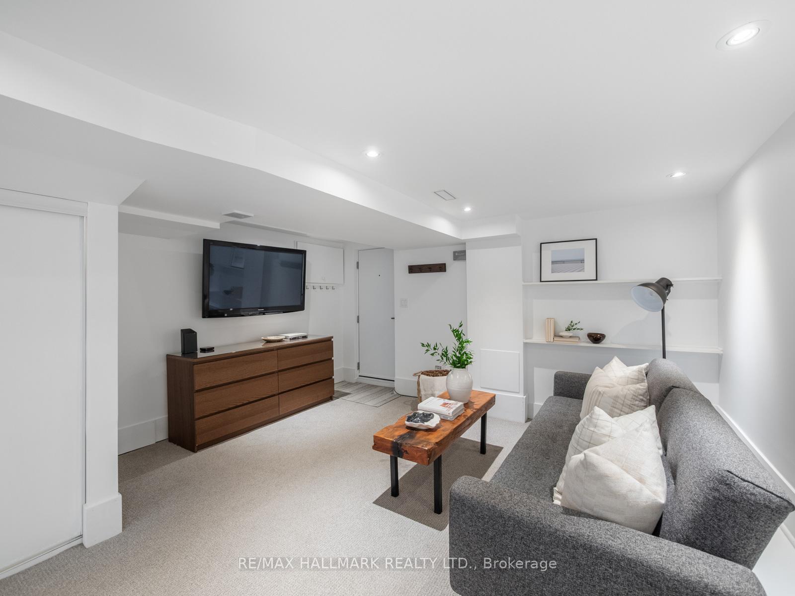 Photo 33 of 42 Arundel Avenue, Toronto, Playter Estates-Danforth — HOMEH