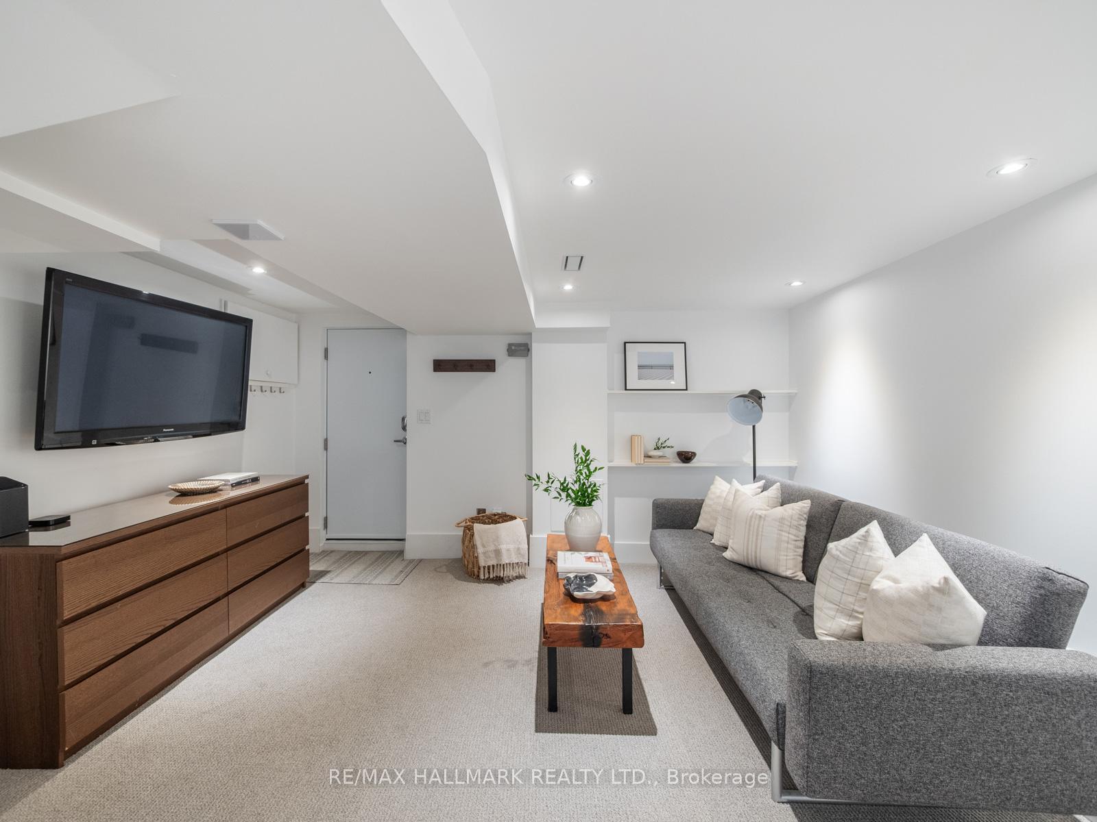 Photo 34 of 42 Arundel Avenue, Toronto, Playter Estates-Danforth — HOMEH