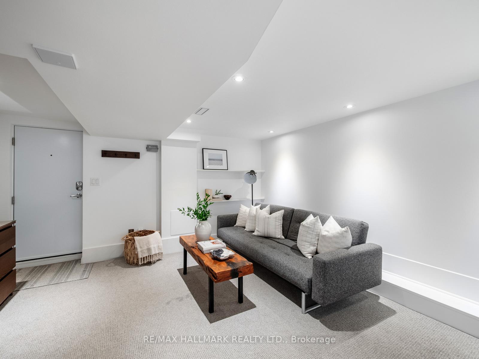 Photo 35 of 42 Arundel Avenue, Toronto, Playter Estates-Danforth — HOMEH