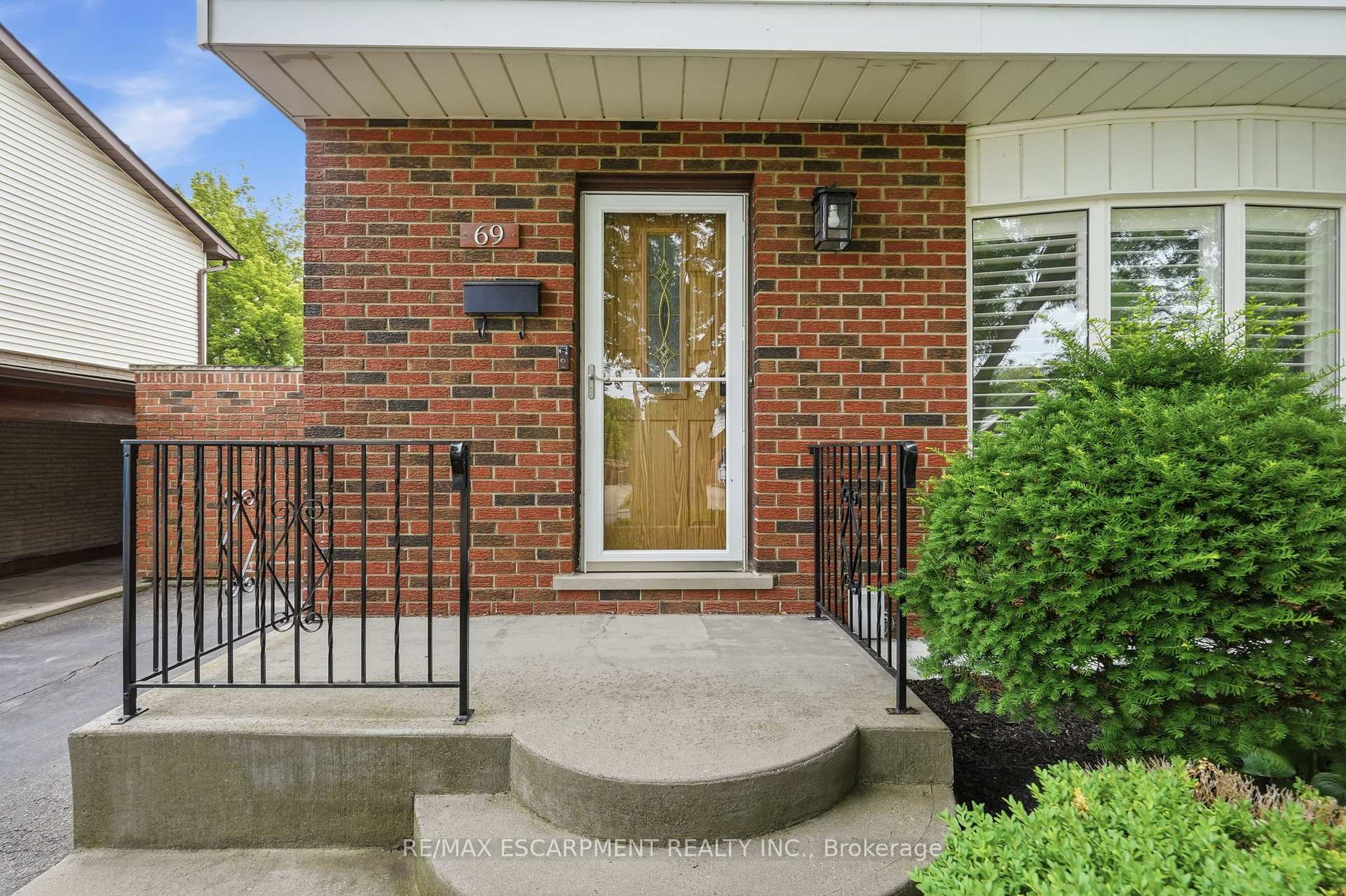 Photo 3 of 69 Fairway Drive, Hamilton, Vincent — HOMEH