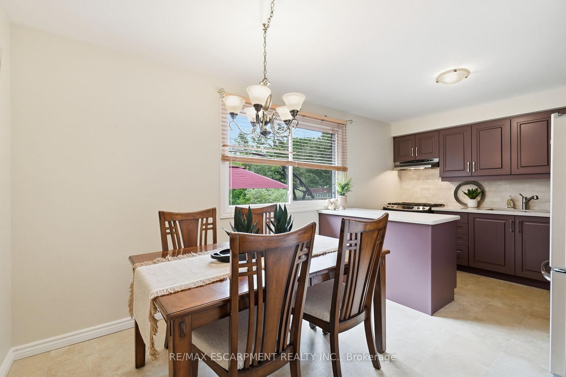 Photo 9 of 69 Fairway Drive, Hamilton, Vincent — HOMEH