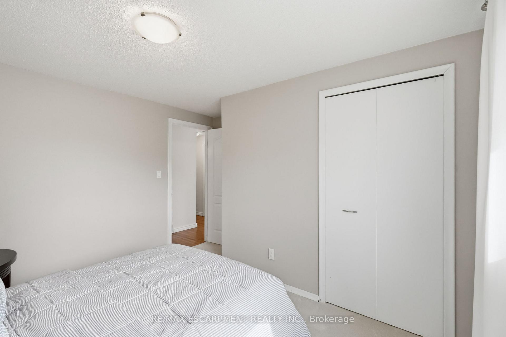 Photo 22 of 69 Fairway Drive, Hamilton, Vincent — HOMEH