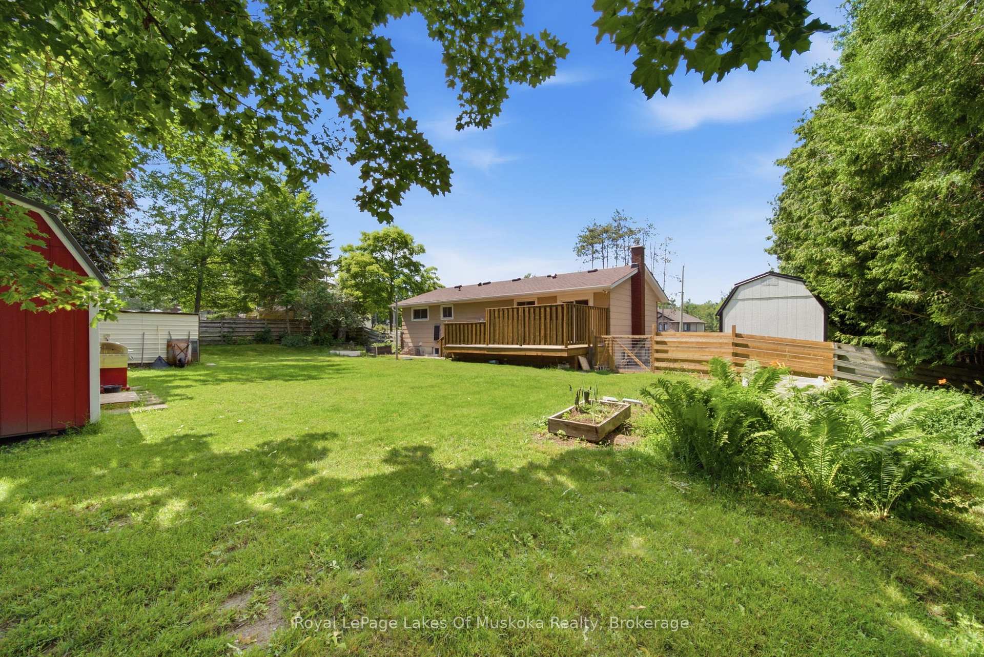Photo 44 of 2049 Marchmont Road, Severn, Marchmont — HOMEH