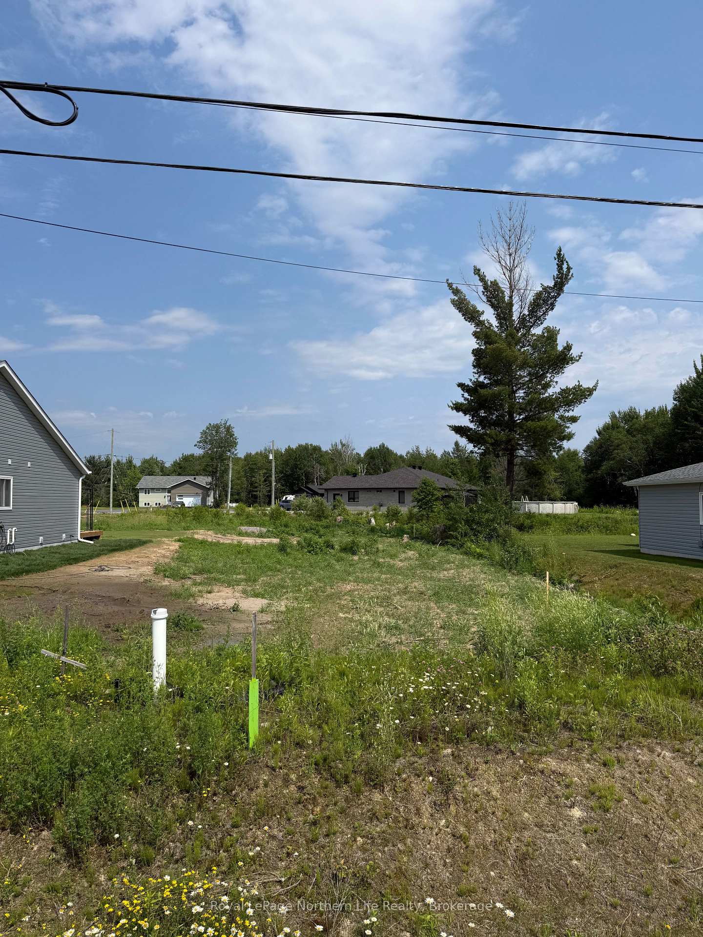 Photo 4 of 460 King Street, West Nipissing, Sturgeon Falls — HOMEH