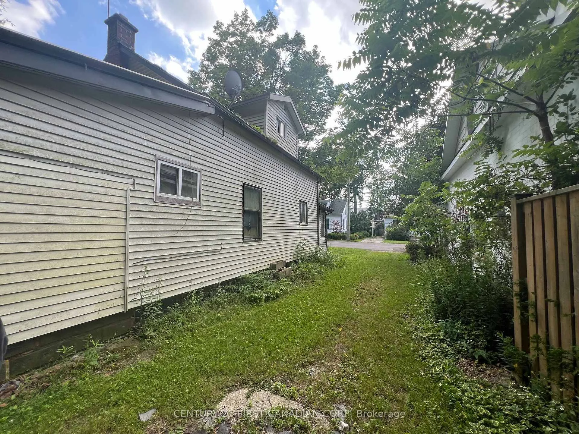Photo 11 of 205 Orchard Street, Central Elgin, Port Stanley — HOMEH
