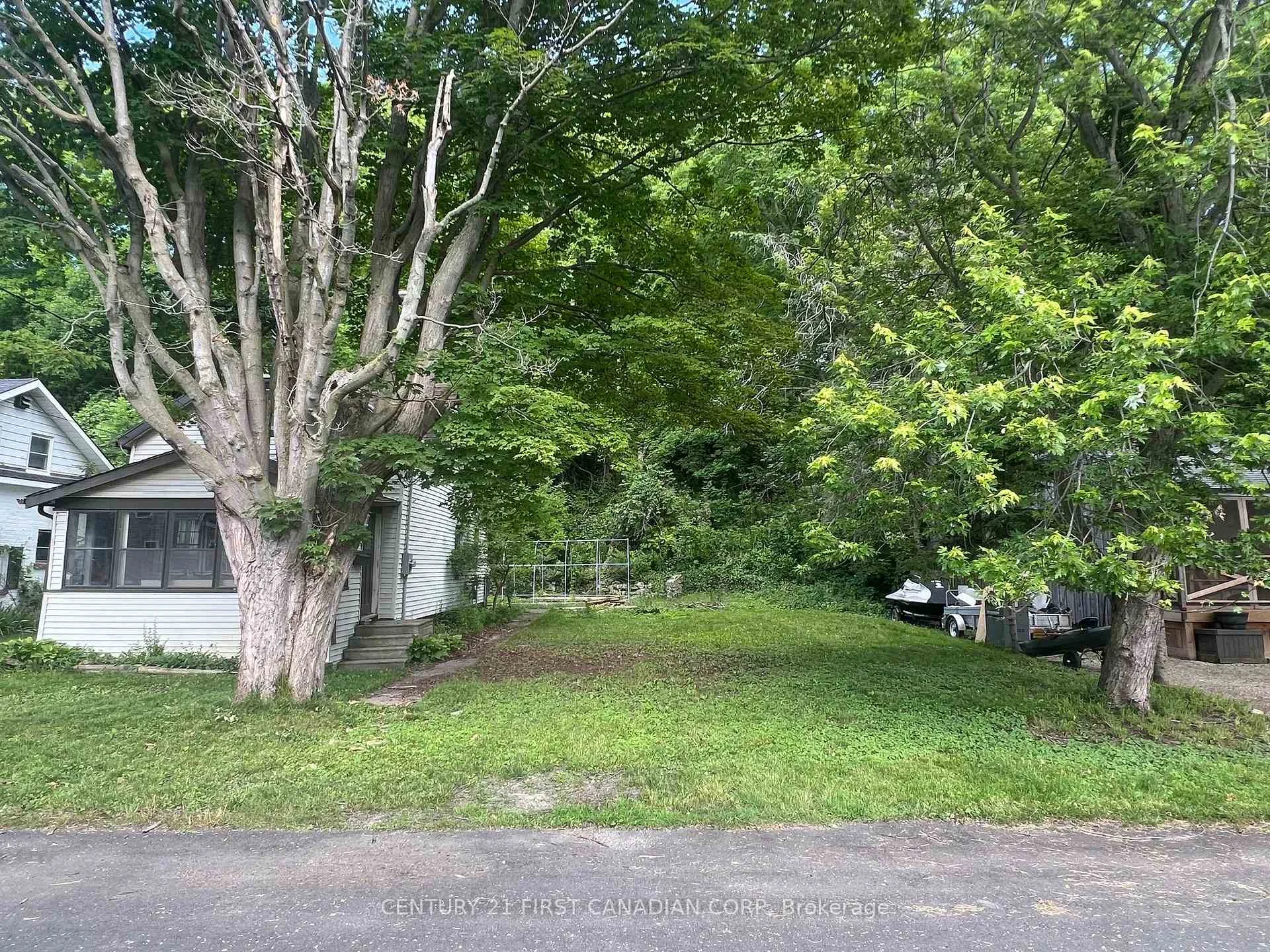 Photo 23 of 205 Orchard Street, Central Elgin, Port Stanley — HOMEH