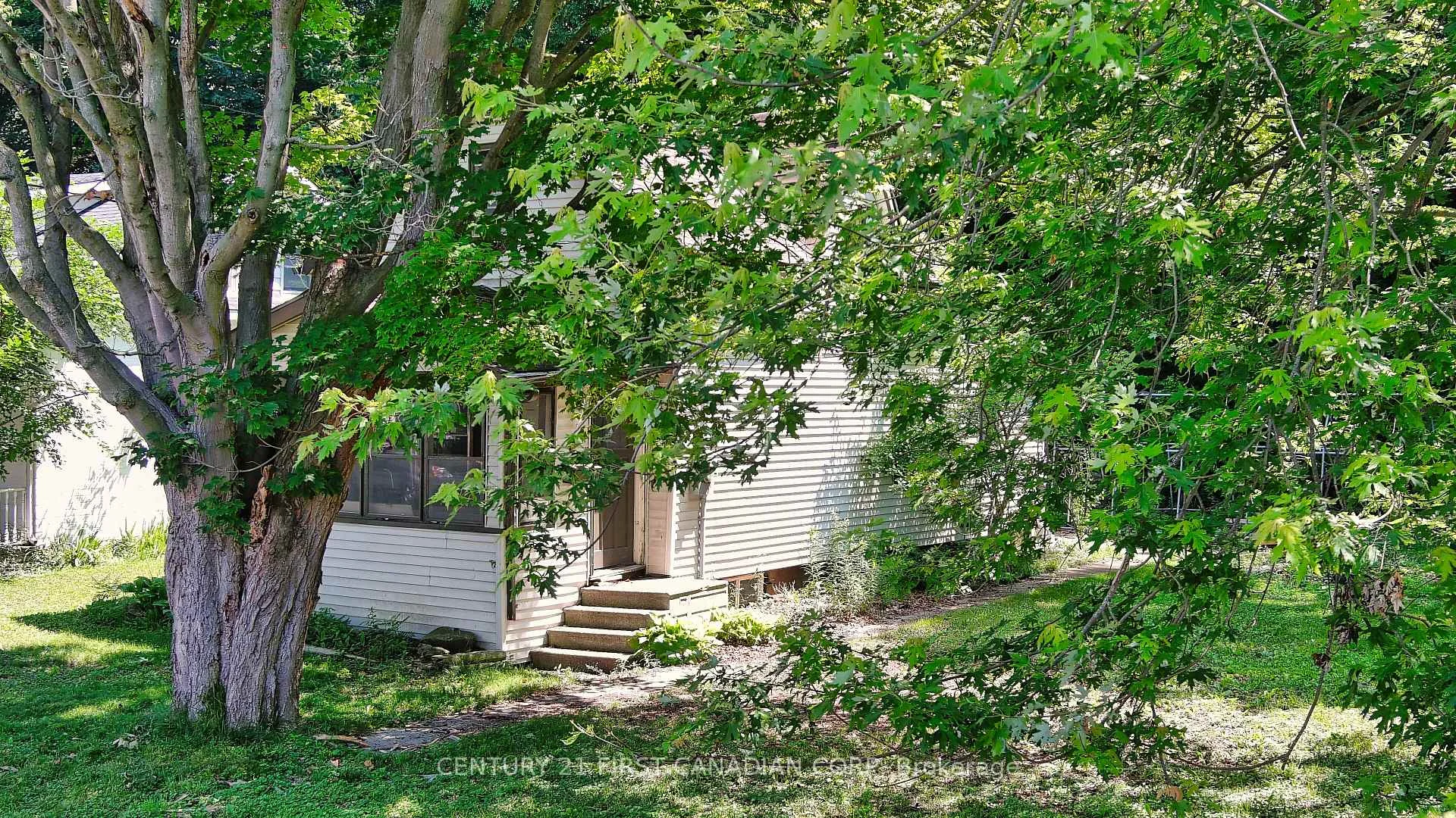 Photo 31 of 205 Orchard Street, Central Elgin, Port Stanley — HOMEH