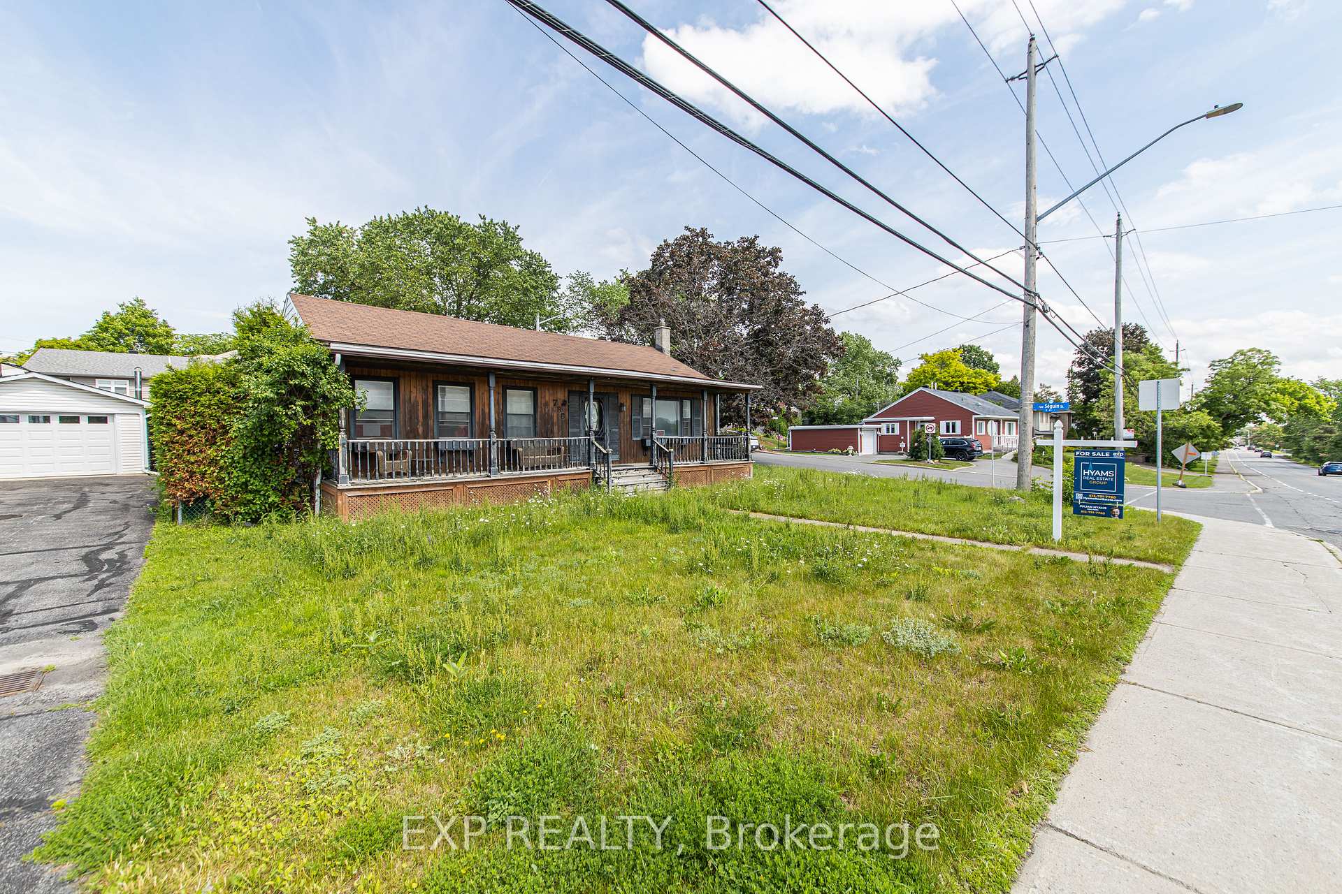 Photo 2 of 789 Blair Road E, Ottawa, Cardinal Heights — HOMEH