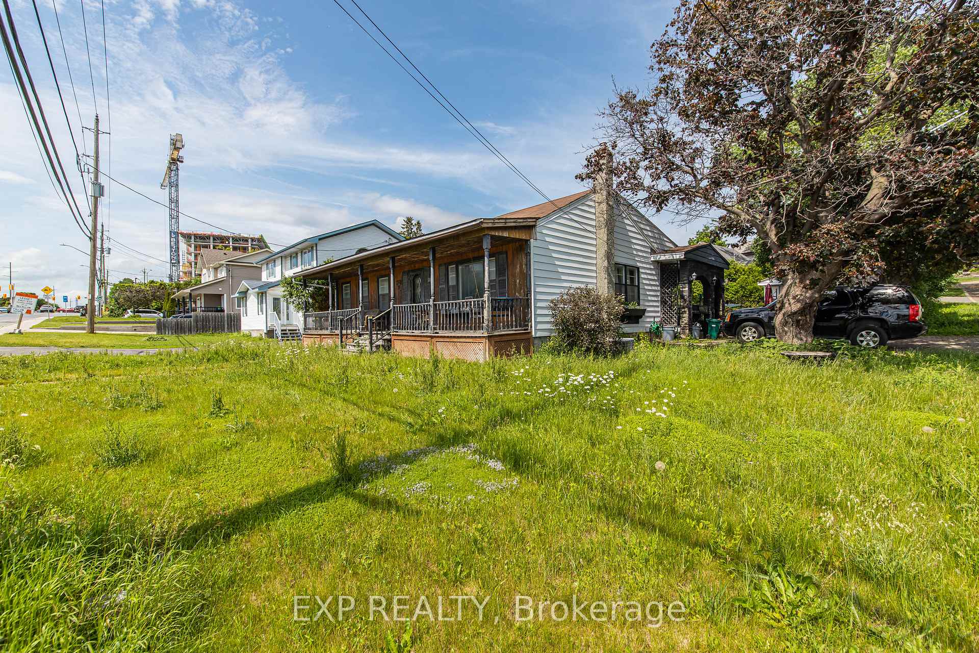 Photo 3 of 789 Blair Road E, Ottawa, Cardinal Heights — HOMEH