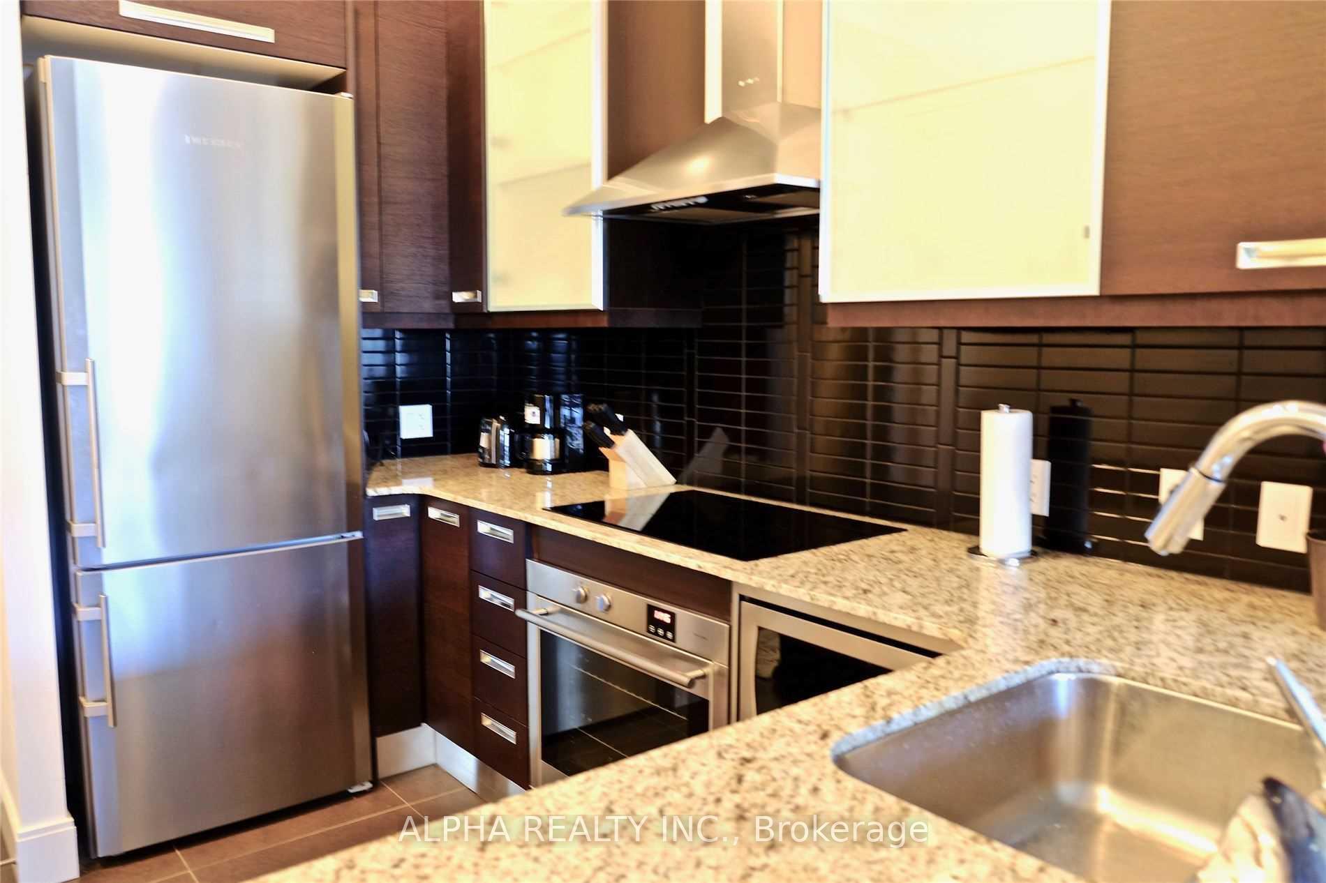Photo 6 of Unit 1205, 21 Balmuto Street, Toronto, Bay Street Corridor — HOMEH