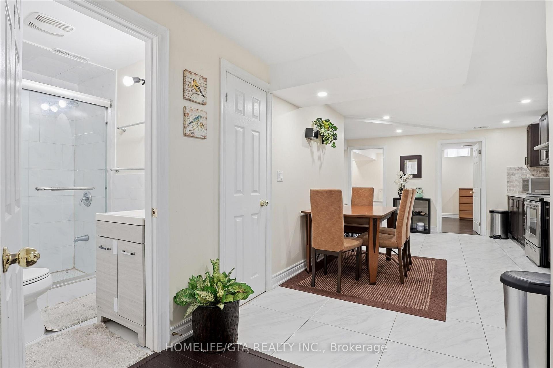 Photo 8 of Unit Basement, 4 Mohandas Drive, Markham, Cedarwood — HOMEH