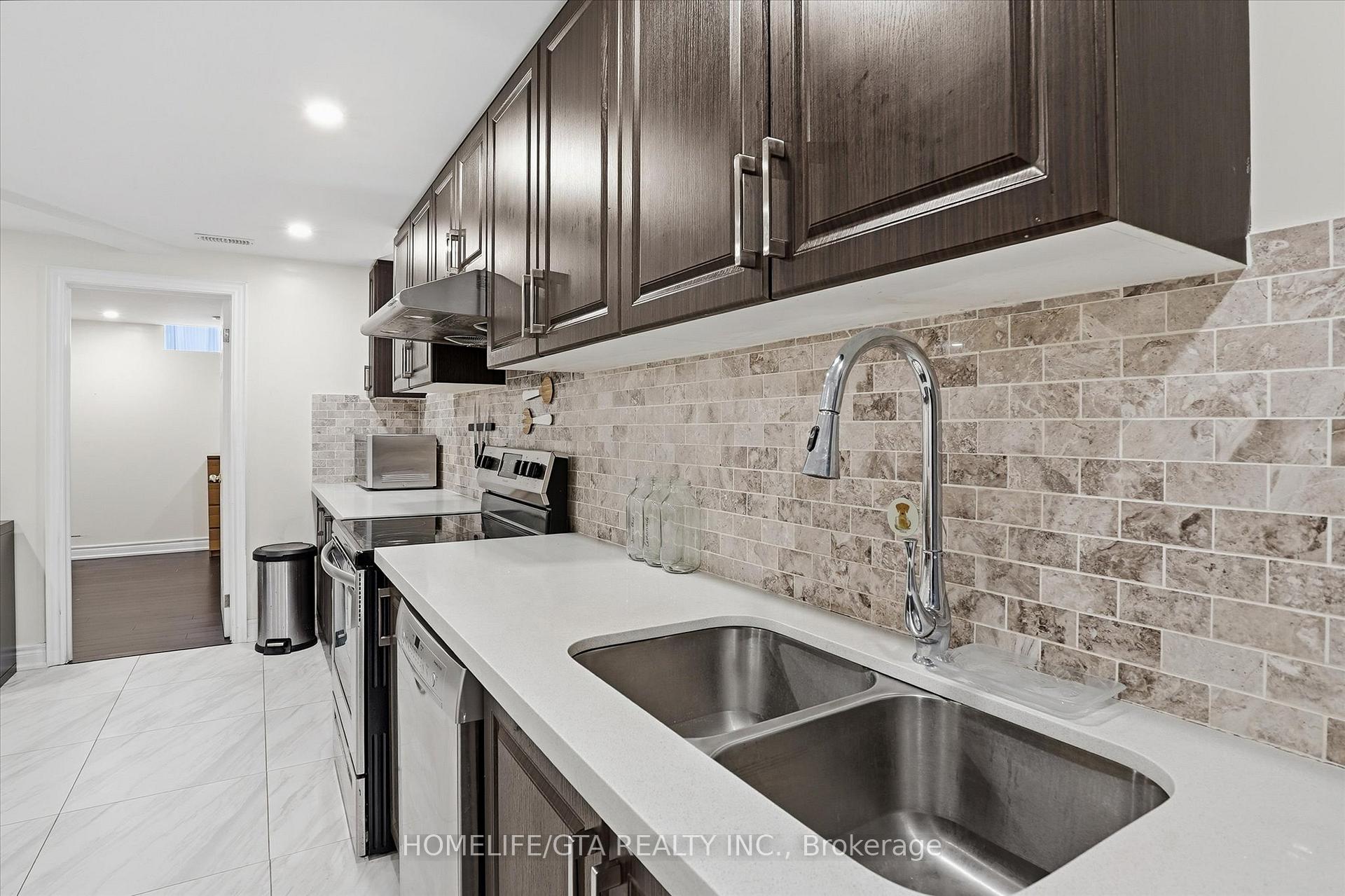 Photo 11 of Unit Basement, 4 Mohandas Drive, Markham, Cedarwood — HOMEH