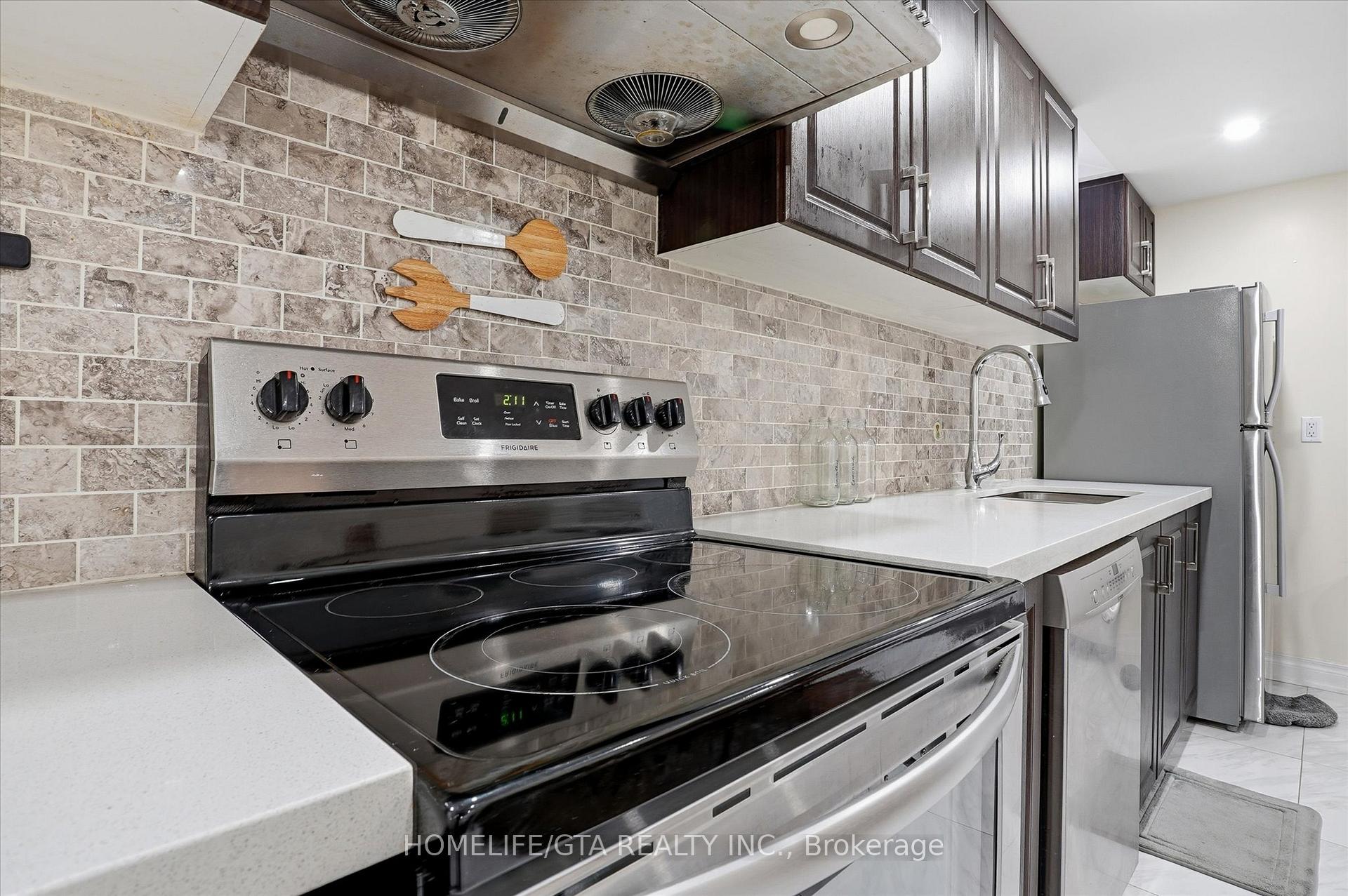 Photo 12 of Unit Basement, 4 Mohandas Drive, Markham, Cedarwood — HOMEH