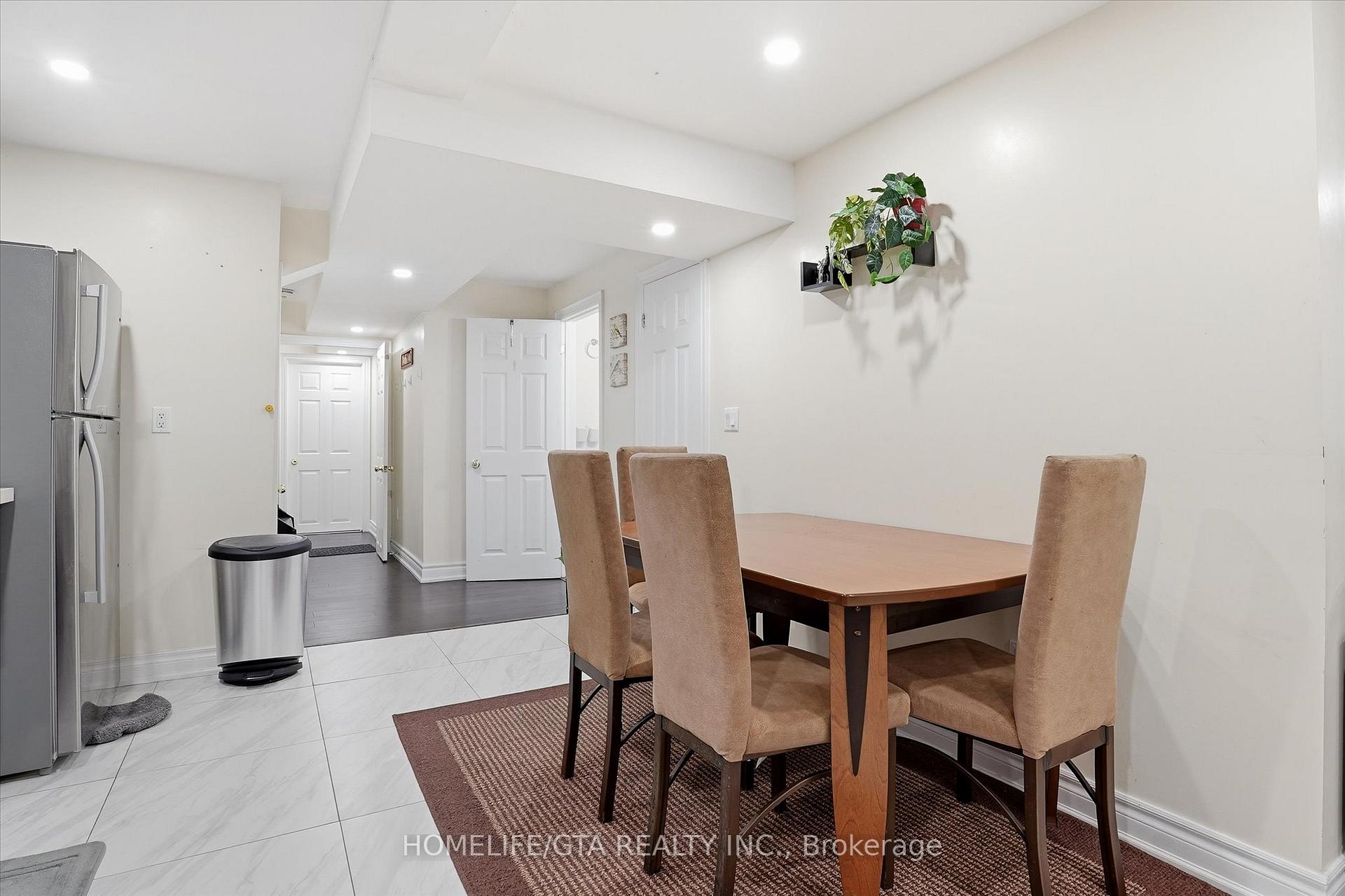 Photo 16 of Unit Basement, 4 Mohandas Drive, Markham, Cedarwood — HOMEH