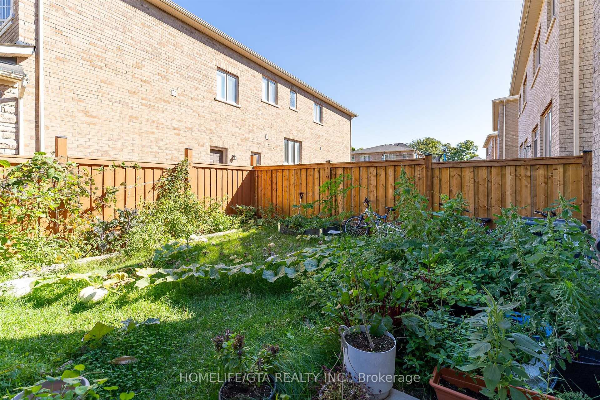 Photo 24 of Unit Basement, 4 Mohandas Drive, Markham, Cedarwood — HOMEH