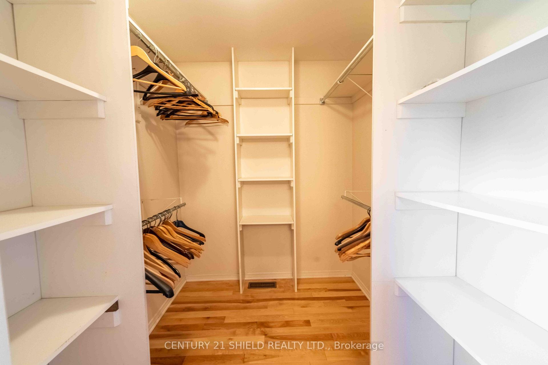 Photo 21 of 315 Eleventh Street E, Cornwall — HOMEH