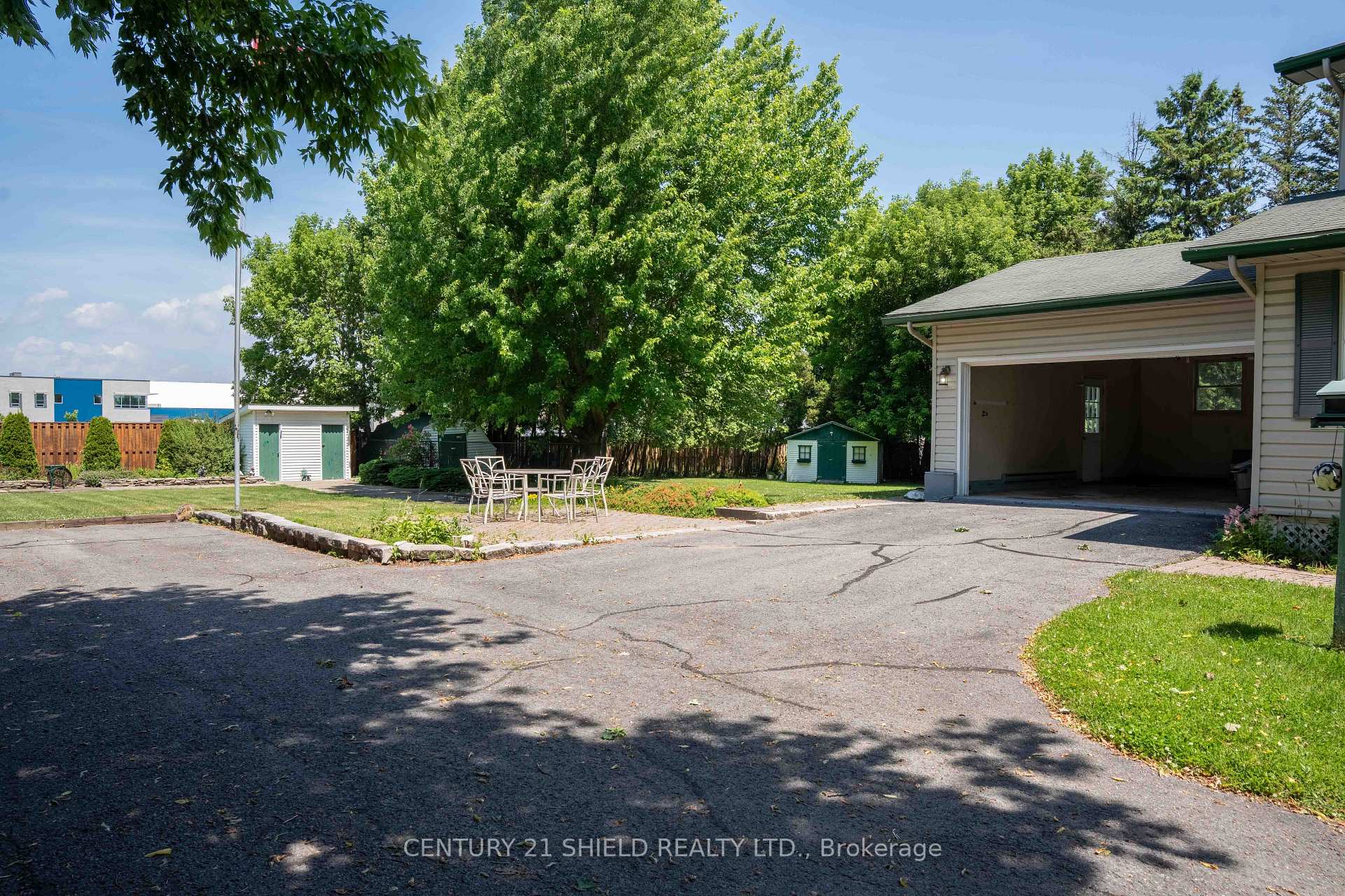 Photo 24 of 315 Eleventh Street E, Cornwall — HOMEH