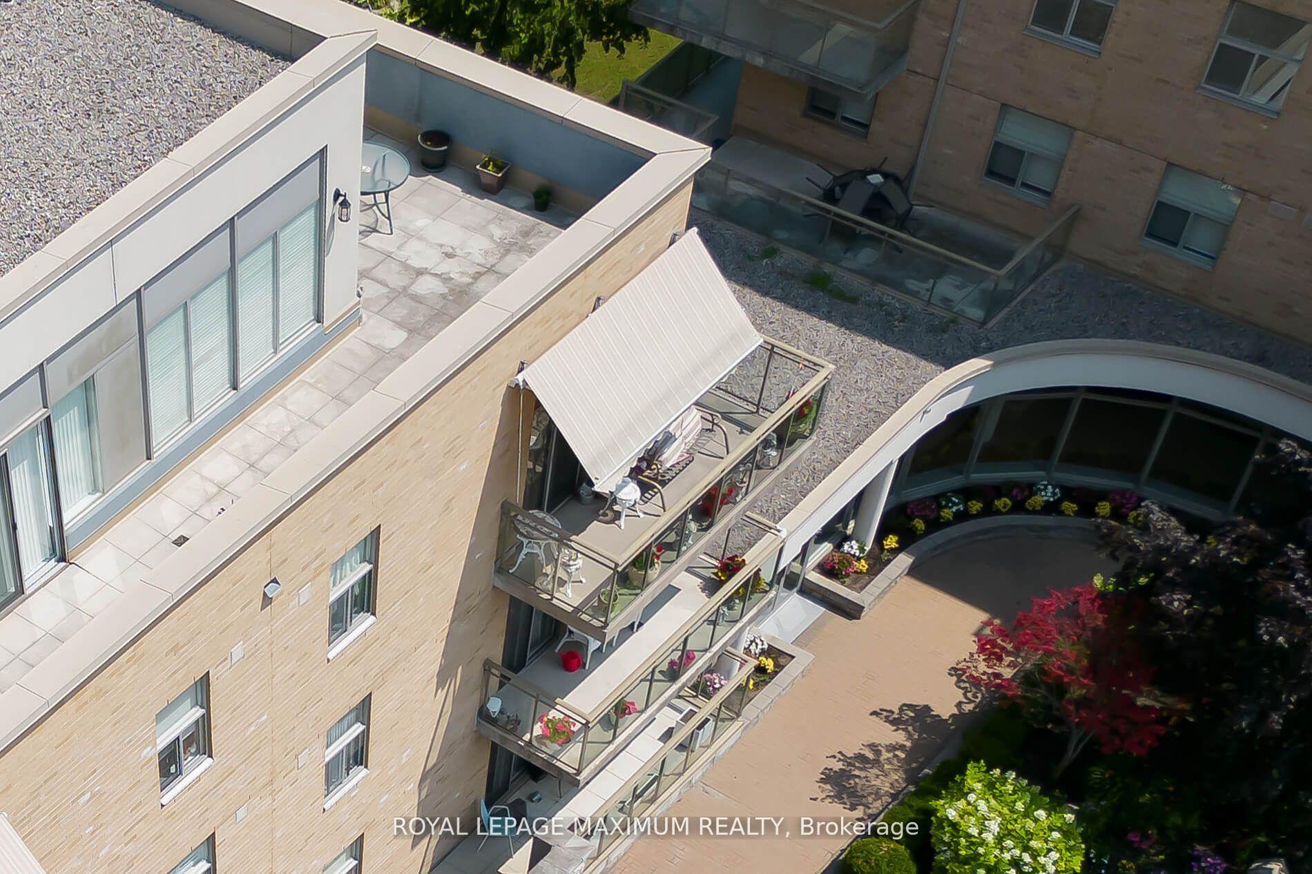 Photo 24 of Unit 408, 2506 Rutherford Road, Vaughan, Maple — HOMEH