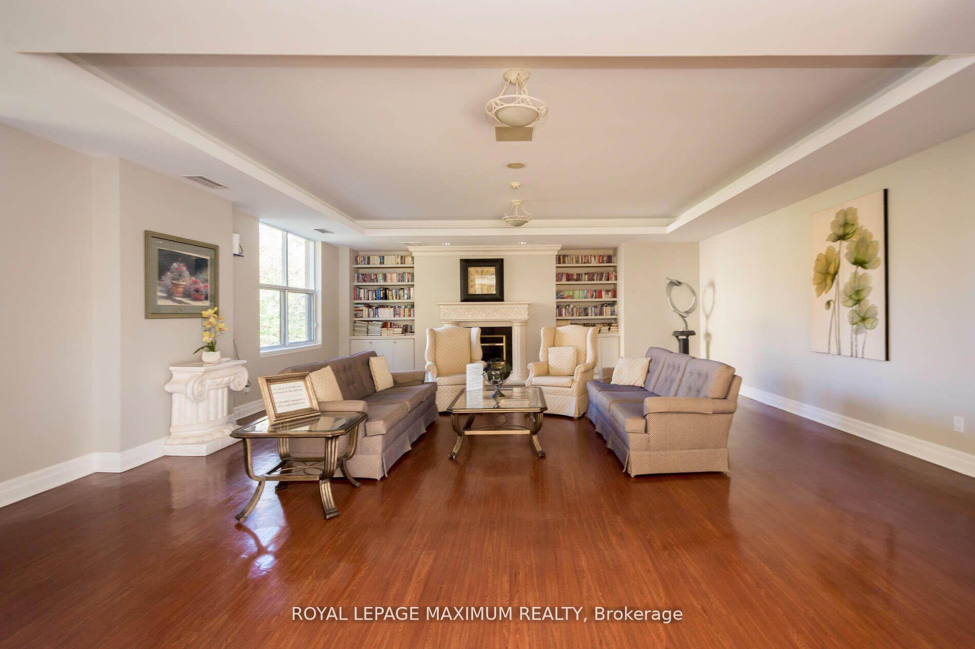 Photo 27 of Unit 408, 2506 Rutherford Road, Vaughan, Maple — HOMEH