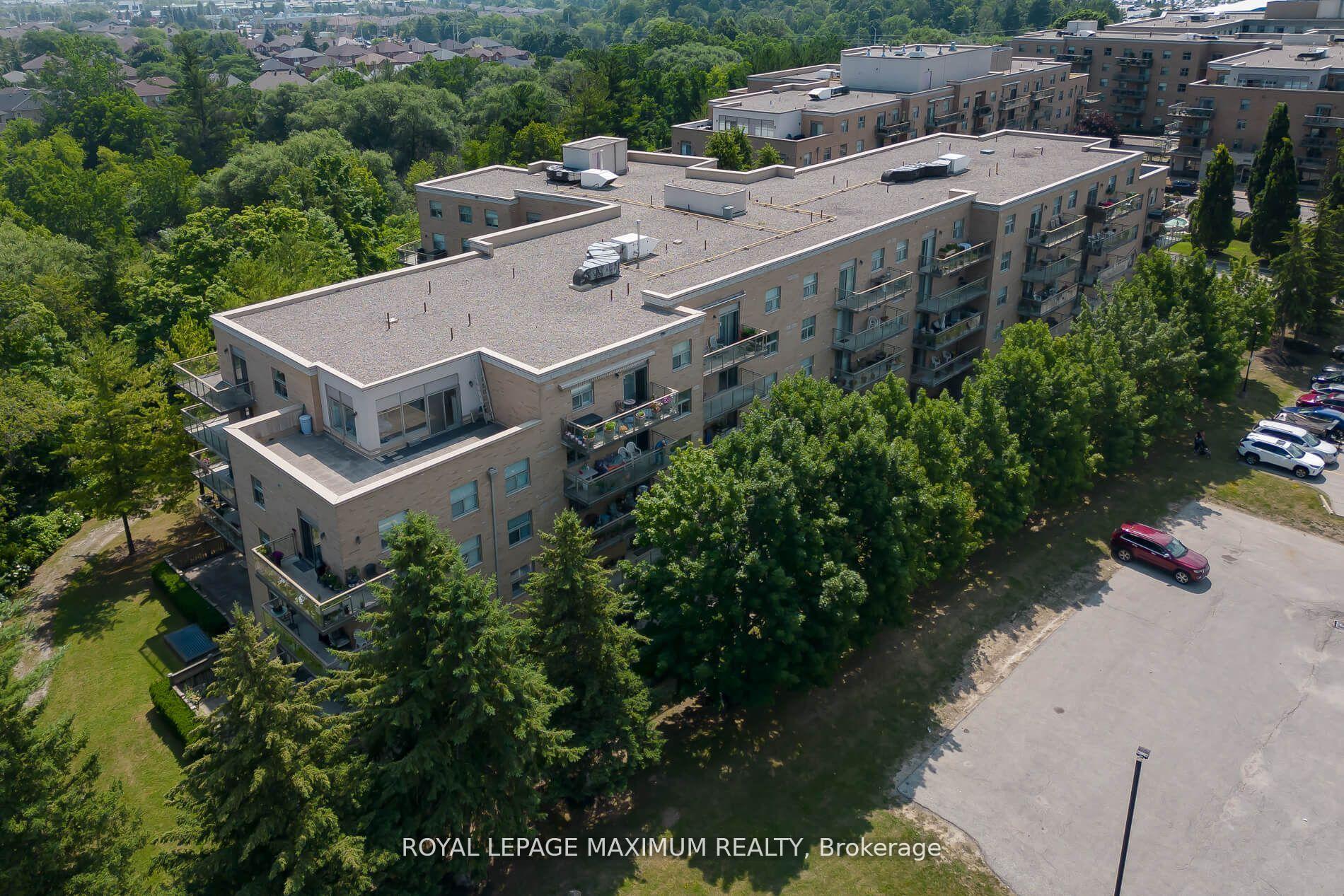 Photo 33 of Unit 408, 2506 Rutherford Road, Vaughan, Maple — HOMEH