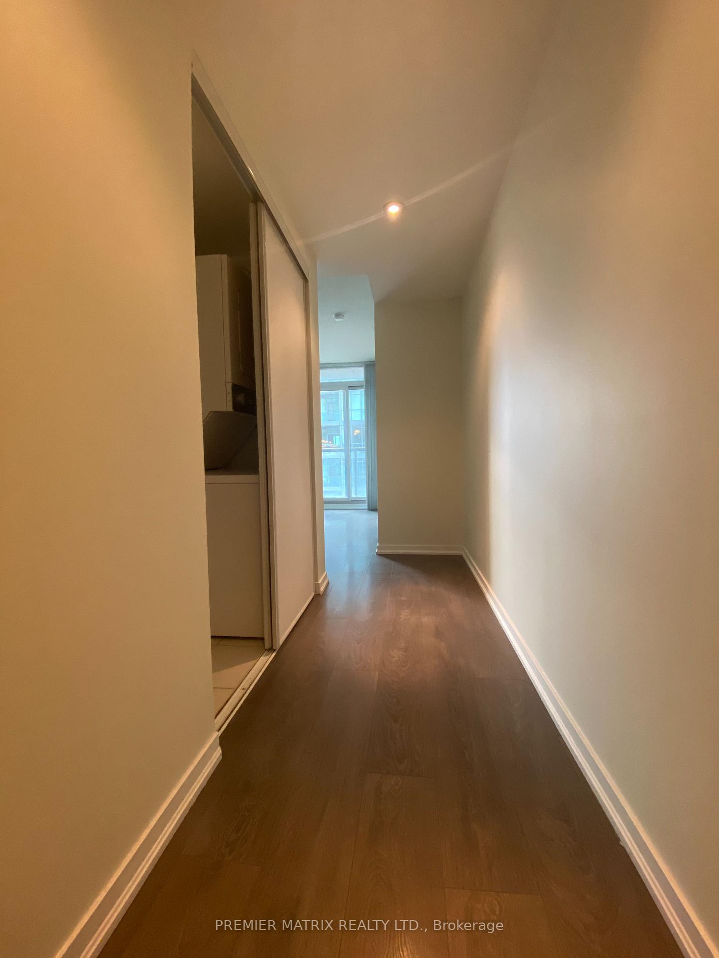 Photo 3 of Unit 1016, 68 Abell Street, Toronto, Little Portugal — HOMEH