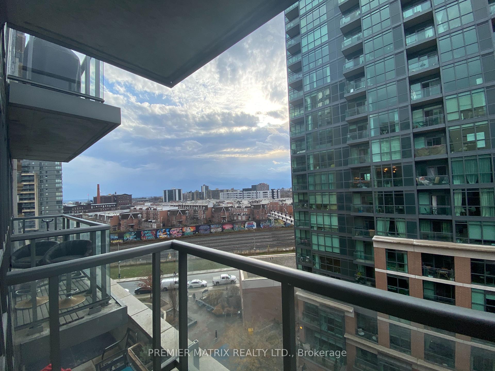 Photo 13 of Unit 1016, 68 Abell Street, Toronto, Little Portugal — HOMEH