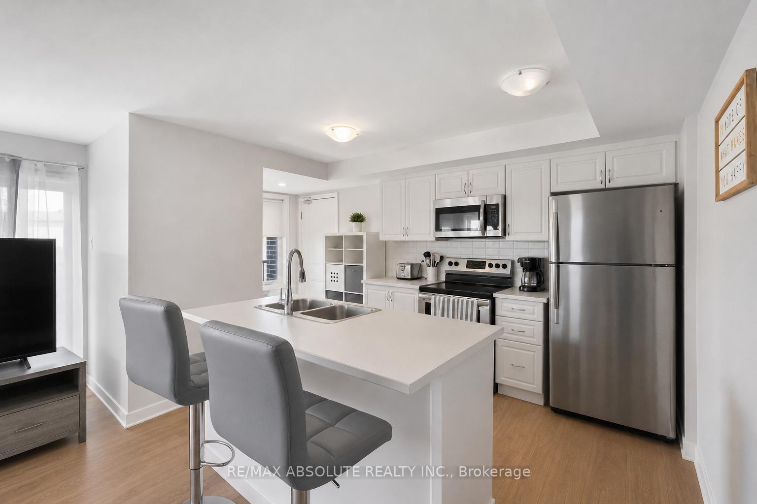 Photo 8 of 235A Eldorado Private, Ottawa, Kanata - Morgan's Grant/South March — HOMEH