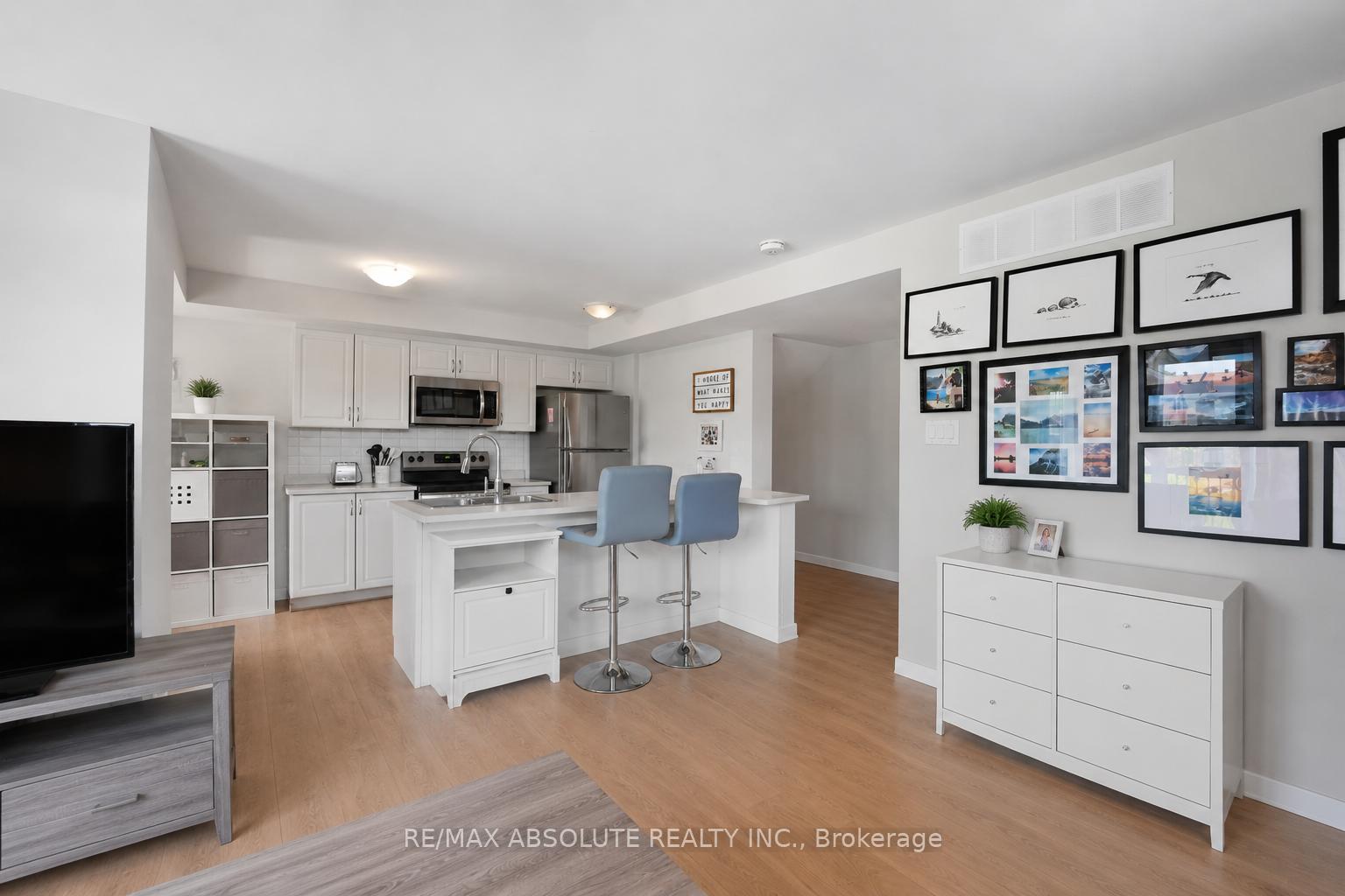 Photo 10 of 235A Eldorado Private, Ottawa, Kanata - Morgan's Grant/South March — HOMEH