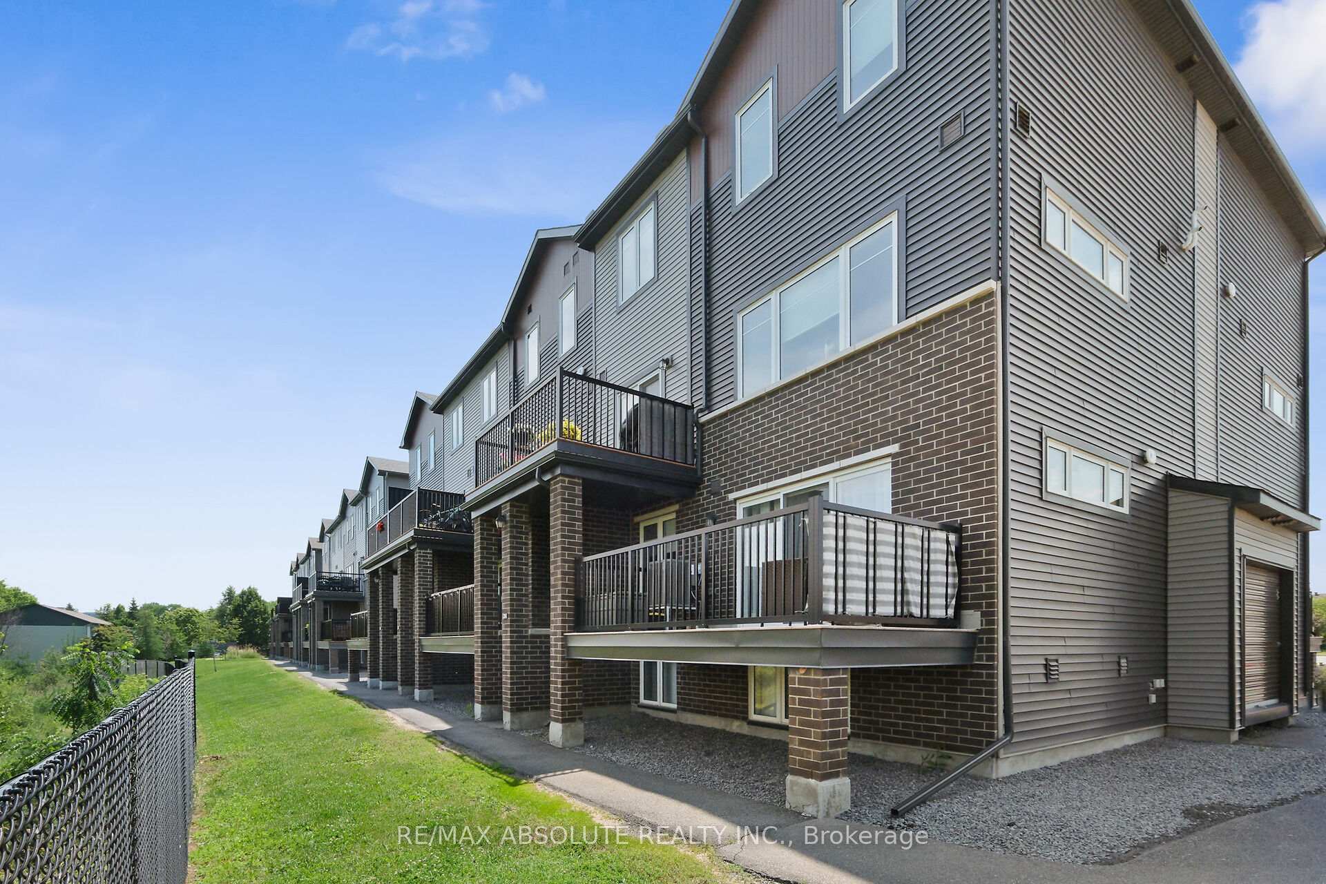 Photo 25 of 235A Eldorado Private, Ottawa, Kanata - Morgan's Grant/South March — HOMEH