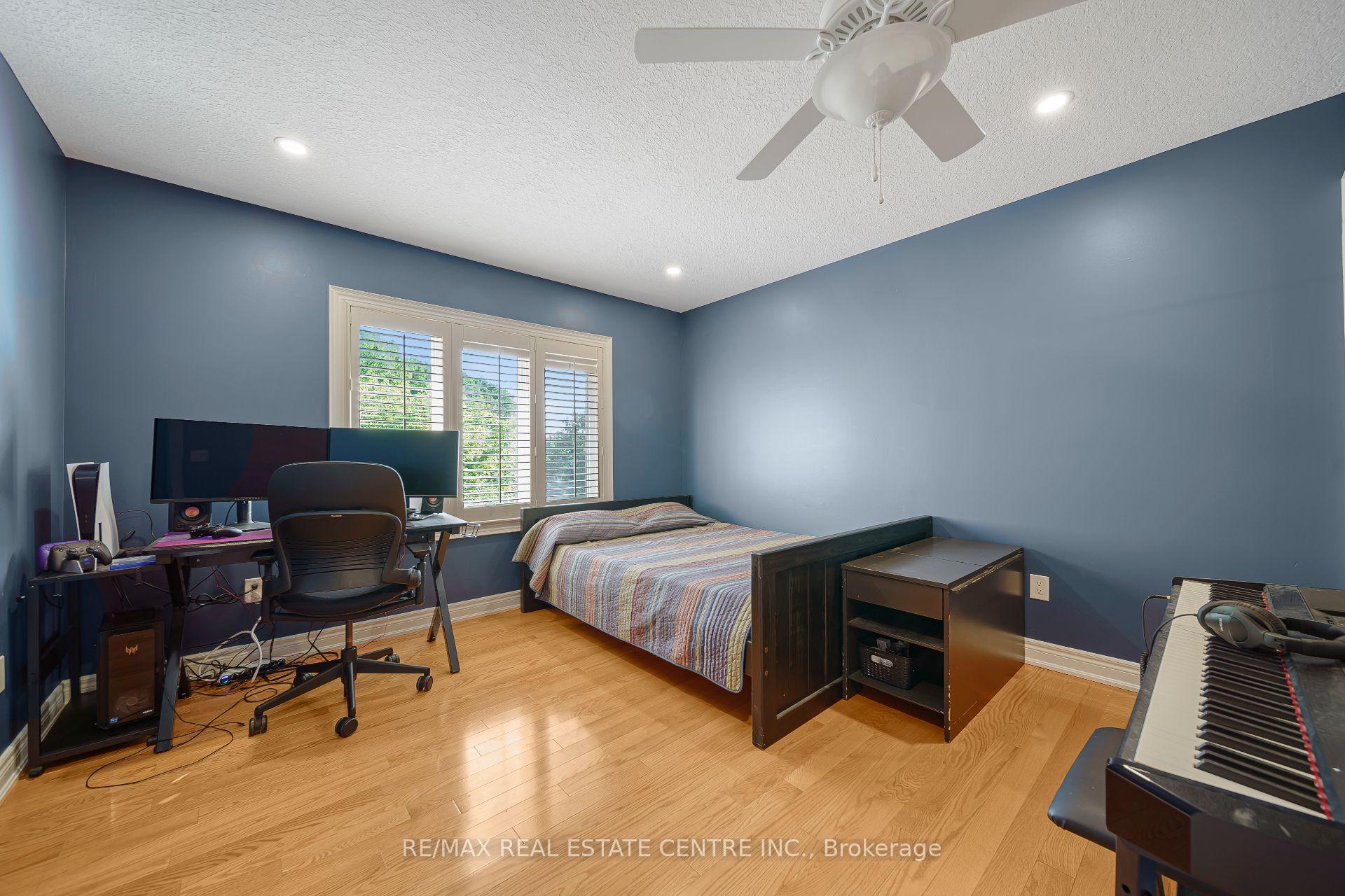 Photo 30 of 112 Dirksen Court, Kitchener, Pioneer Tower West — HOMEH