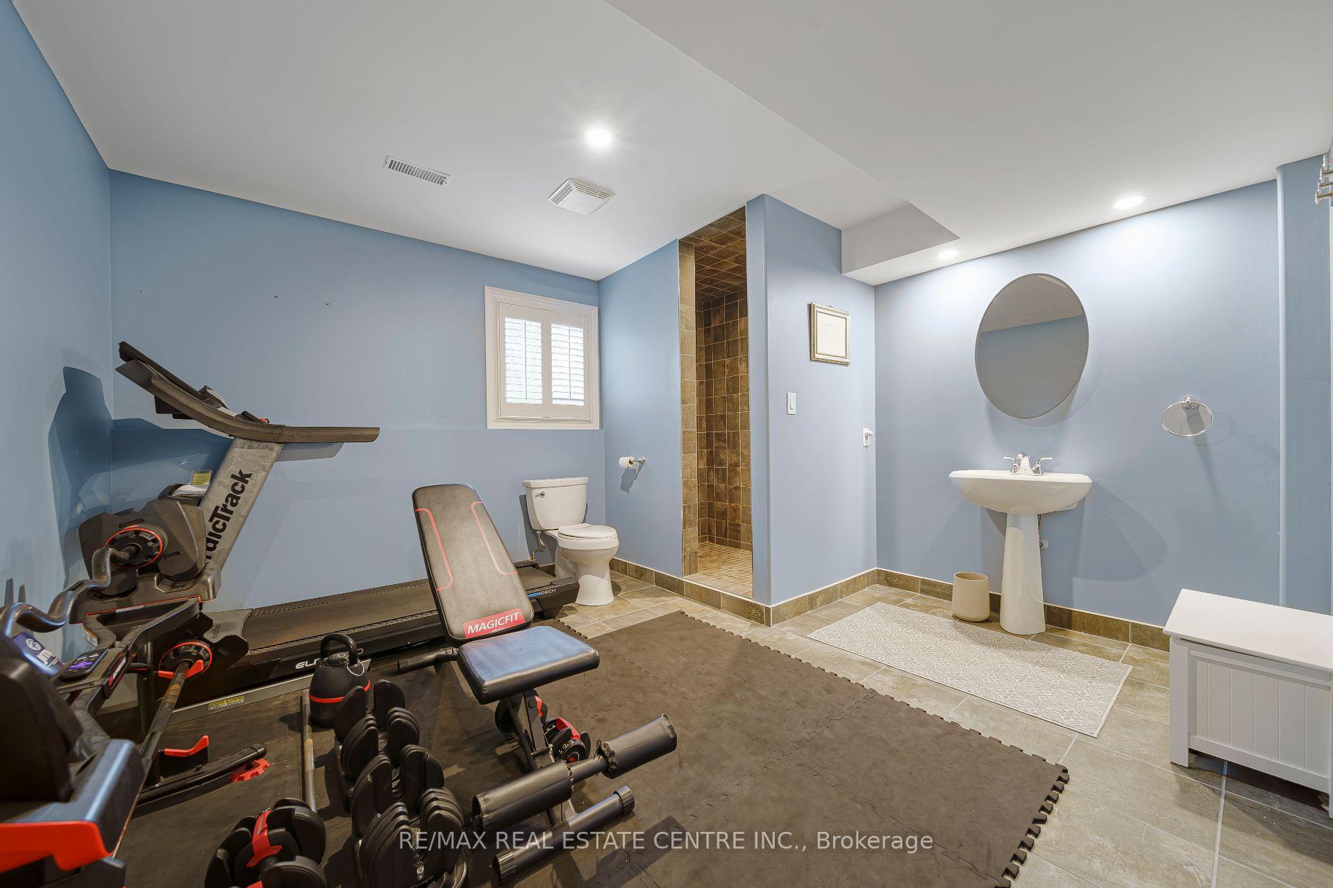 Photo 37 of 112 Dirksen Court, Kitchener, Pioneer Tower West — HOMEH