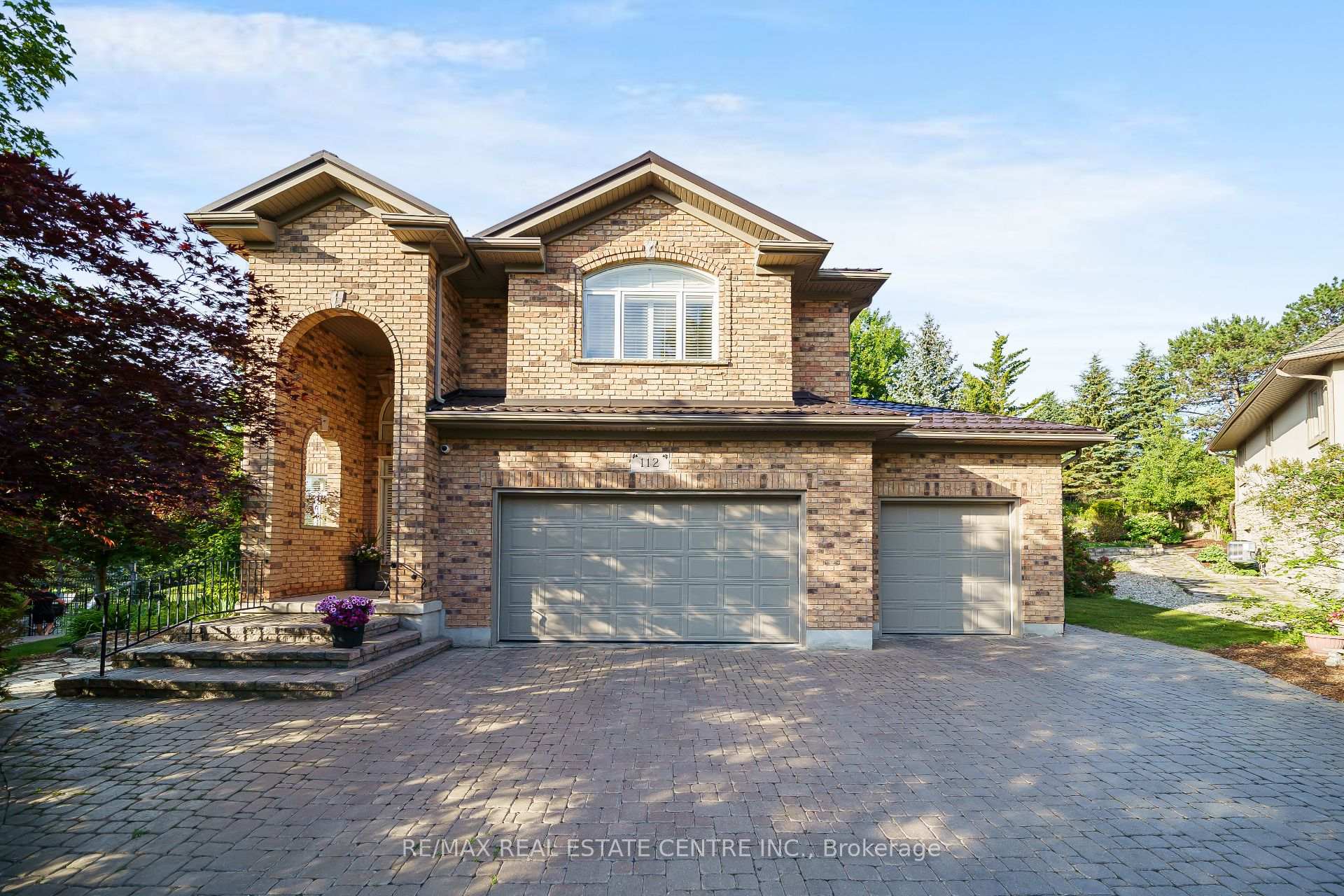 Photo 1 of 112 Dirksen Court, Kitchener, Pioneer Tower West — HOMEH