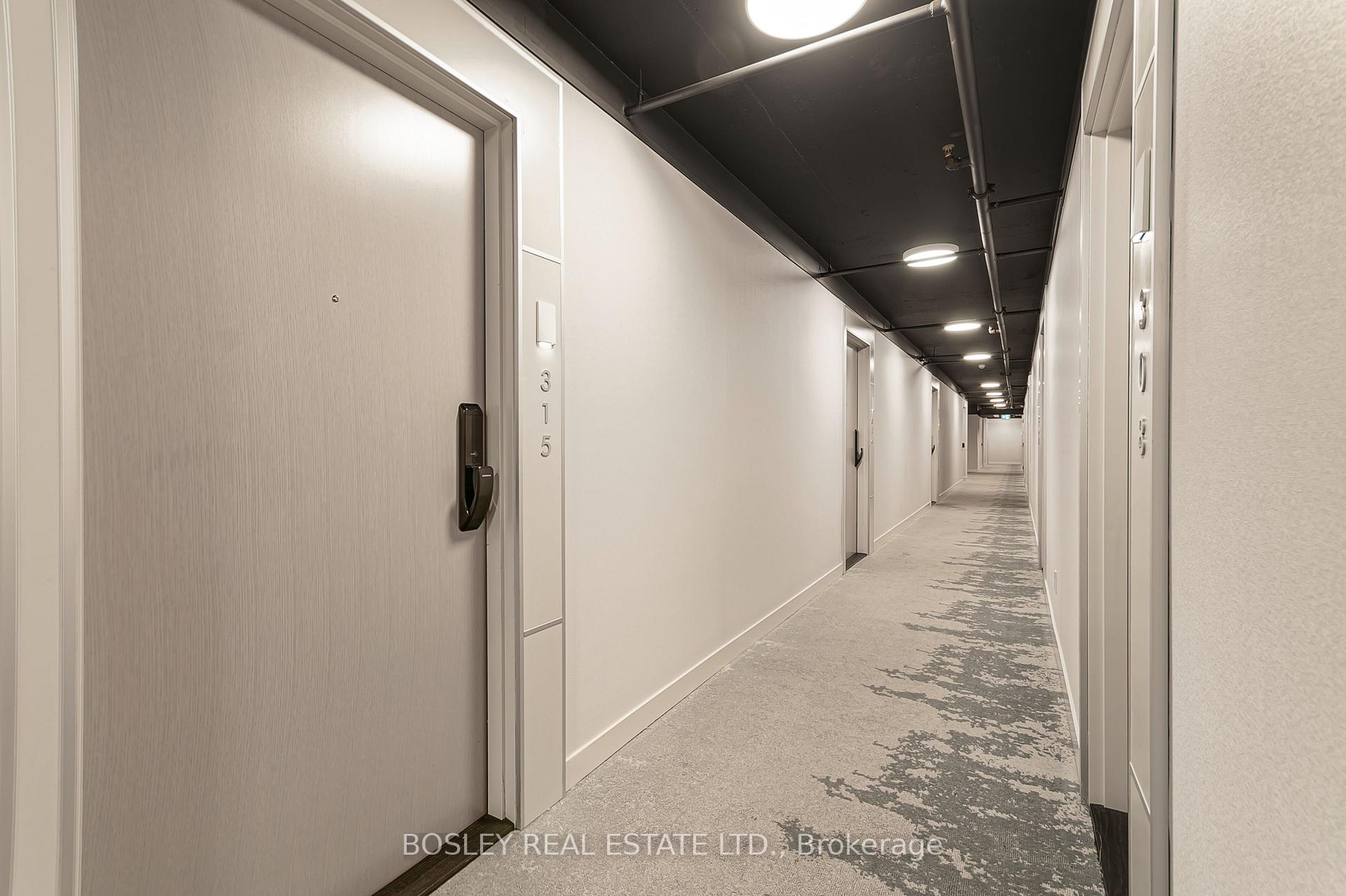 Photo 27 of Unit B - 315, 3200 Dakota Common, Burlington, Alton — HOMEH