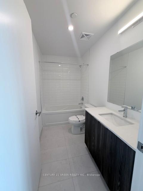 Photo 10 of Unit 721, 740 Whitlock Avenue, Milton, Cobban — HOMEH