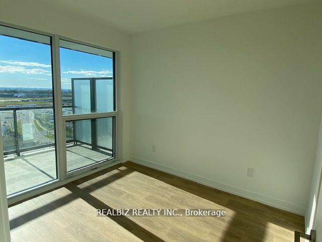 Photo 4 of Unit 1715, 28 Interchange Way, Vaughan, Vaughan Corporate Centre — HOMEH